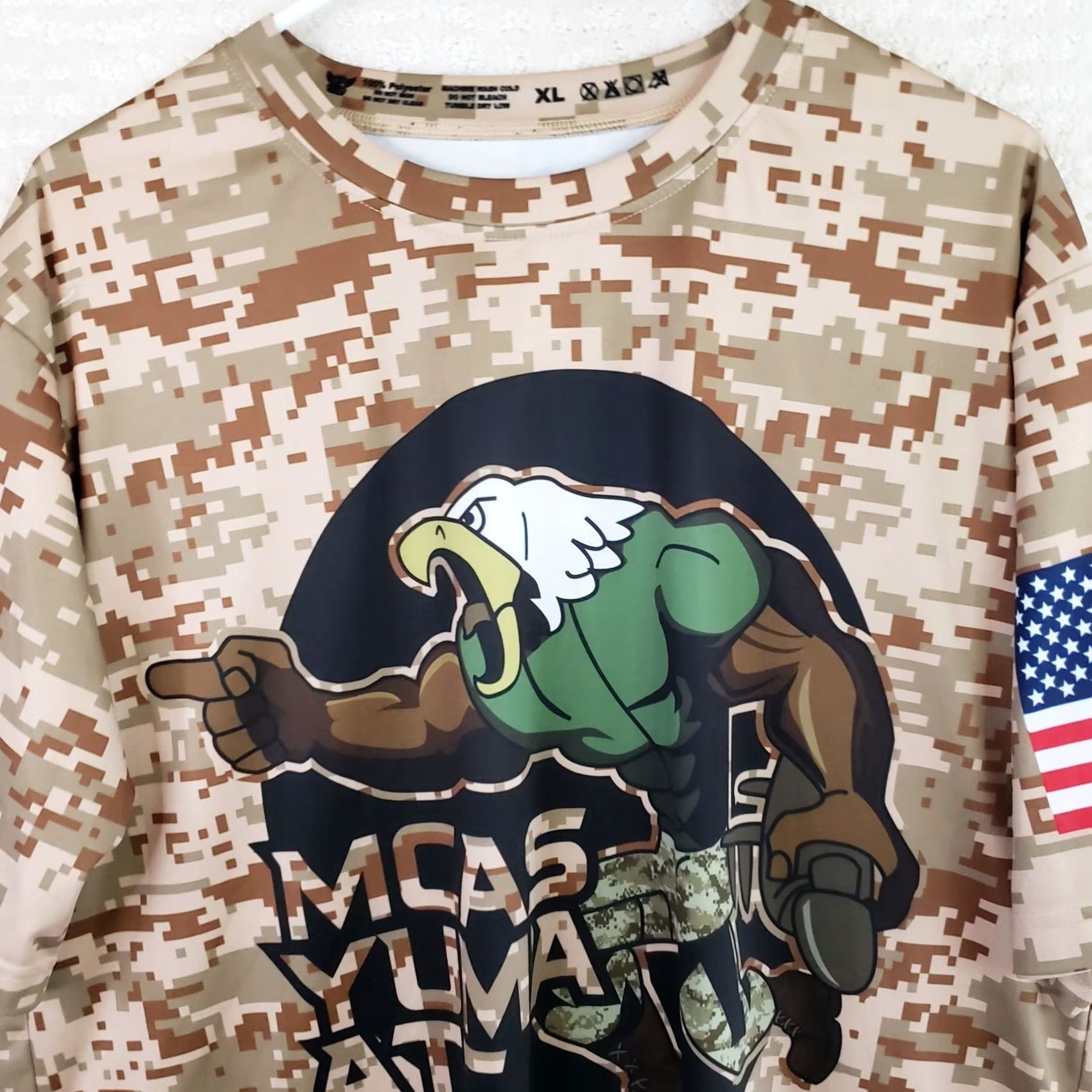 Vintage US Marines T-Shirt Shirt Short Sleeve Digital Desert Camo XL Mens Crew Neck Yuma Eagle Logo Military > Digital Tan Camo Regular Fit Size US XL / EU 56 / 4 - 3 Thumbnail