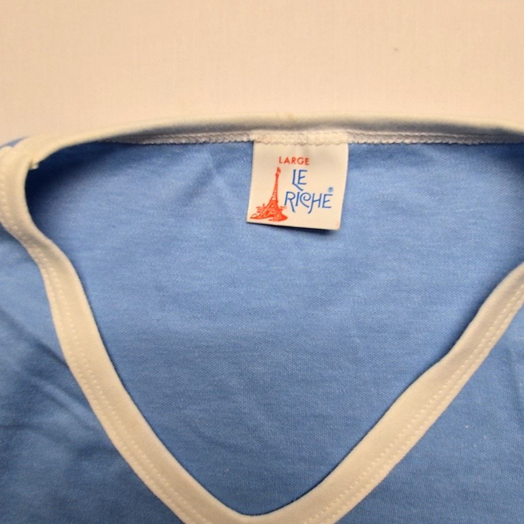 Vintage Vintage Montana Graphic Tee Le Riche Blue White L Shirt Size L / US 10 / IT 46 - 6 Thumbnail