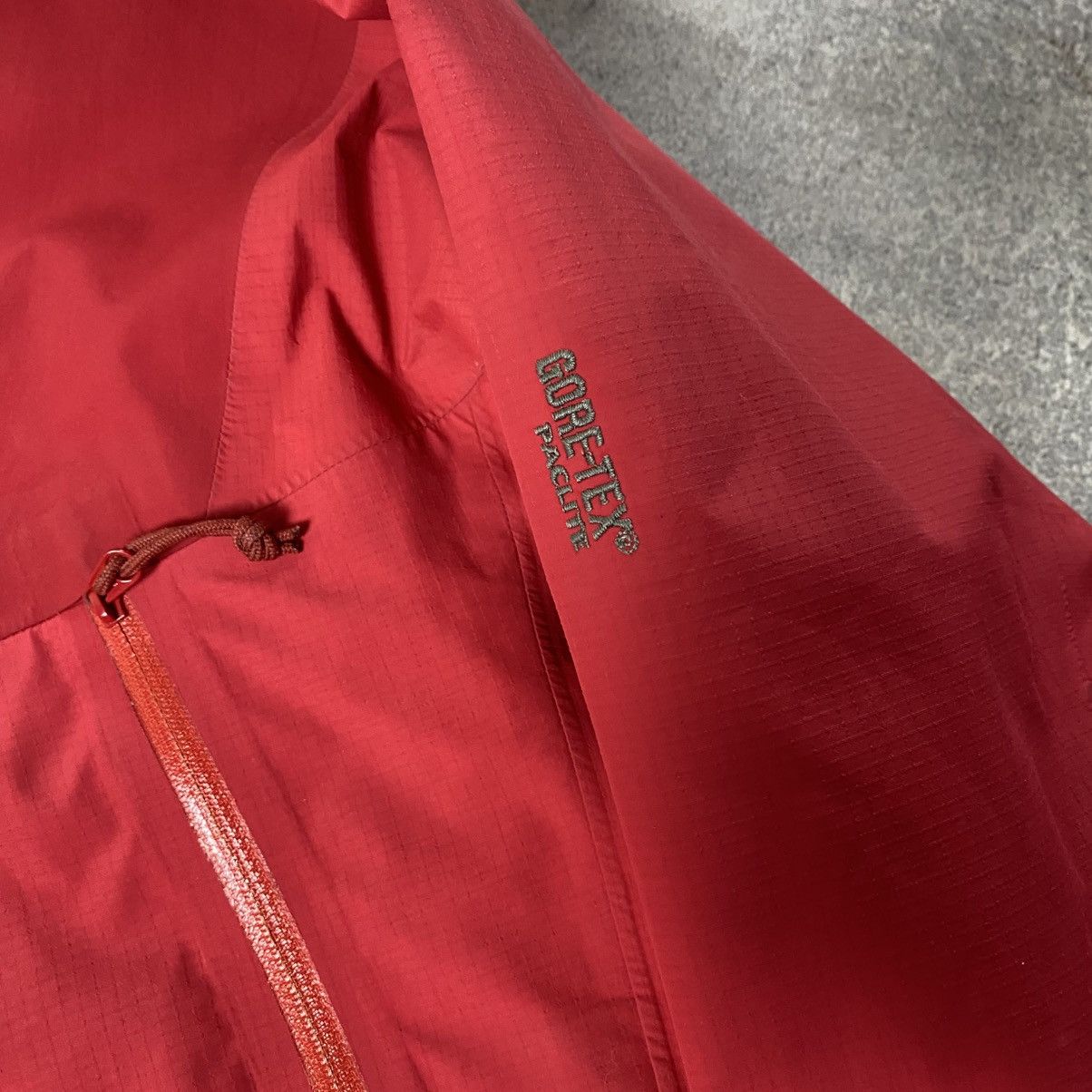 Arc'teryx Arcteryx Beta Goretex Jacket Mens - Red Size US M / EU 48-50 / 2 - 7 Thumbnail