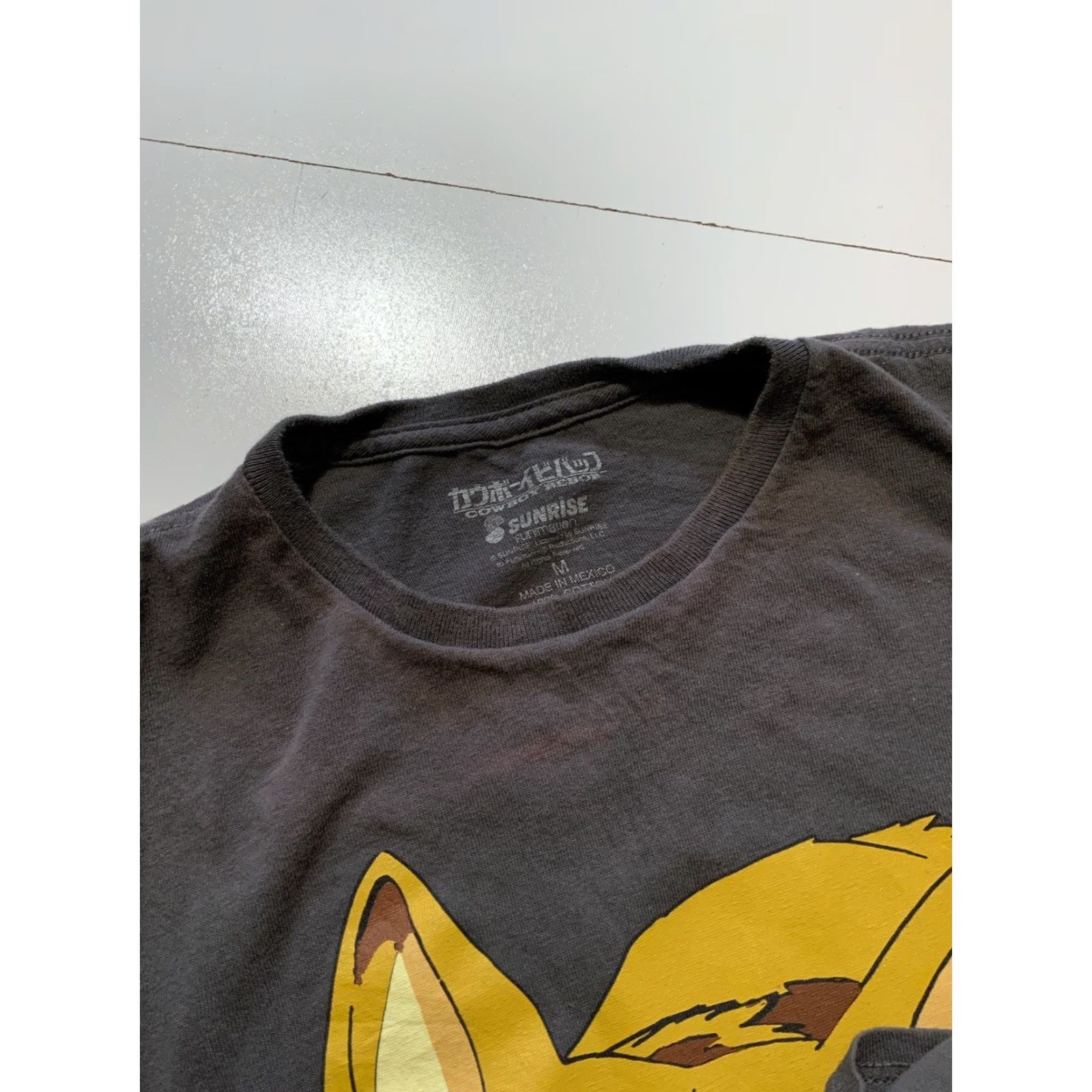 Vintage VINTAGE Cowboy Bebop Ein Corgi Dog Sunrise Neo Noir Anime Manga Graphic S/S T-Shirt Sz.M Medium Gray Mens Size US M / EU 48-50 / 2 - 8 Thumbnail