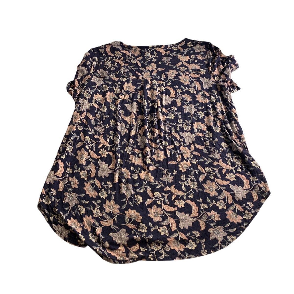 Other Philosophy Woman Floral Print Short Sleeve Top Navy Pink 1X Size XXL / US 16-18 / IT 52-54 - 6 Thumbnail