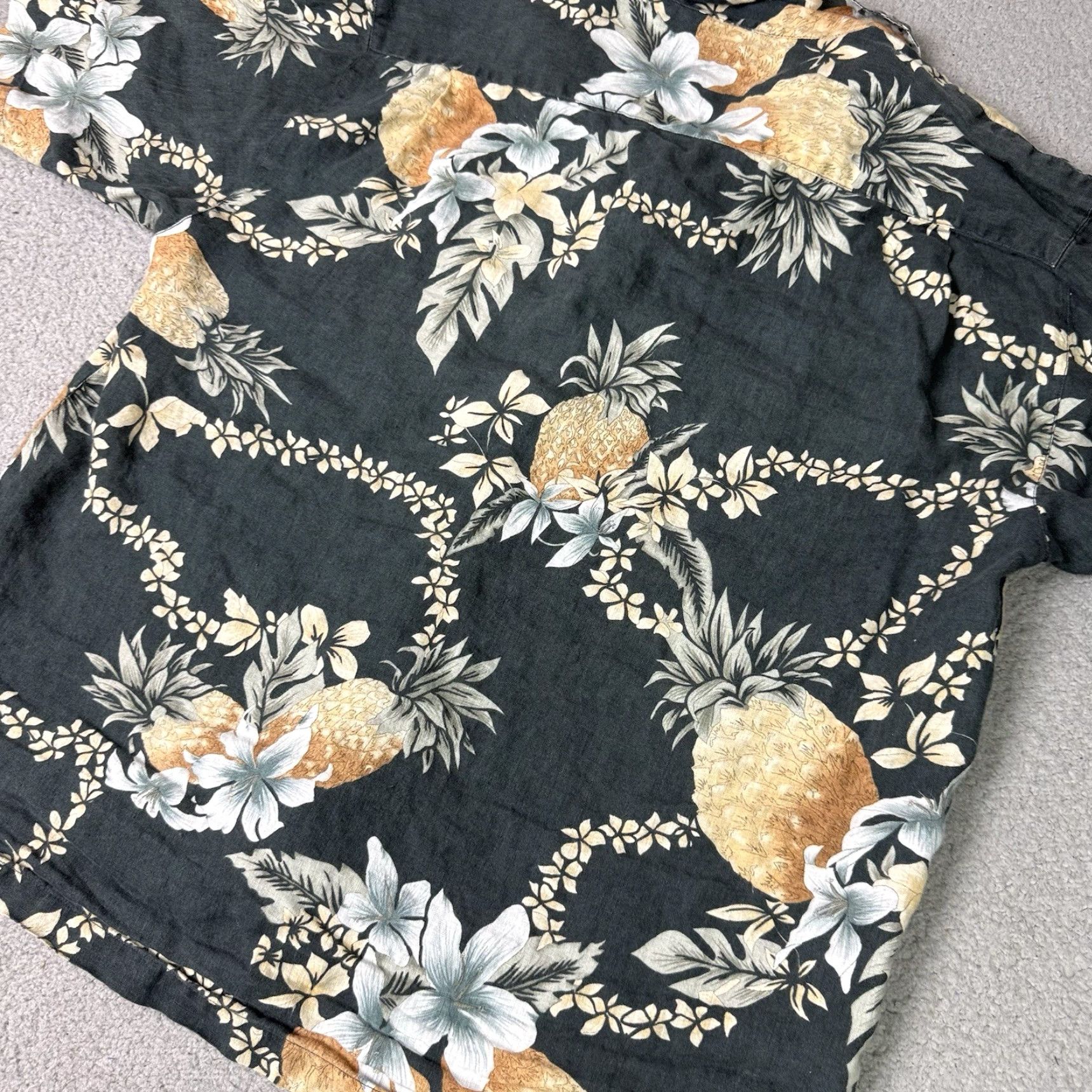 Tommy Bahama VINTAGE Tommy Bahama Shirt Mens M Blue Pineapple All Over Print Hawaiian Linen Rare Shirt Size US M / EU 48-50 / 2 - 3 Thumbnail