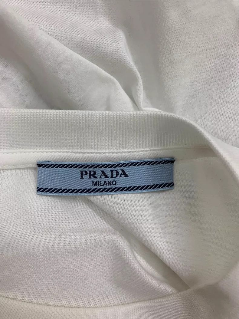 Prada Prada White bag with short sleeves Size US S / EU 44-46 / 1 - 4 Thumbnail