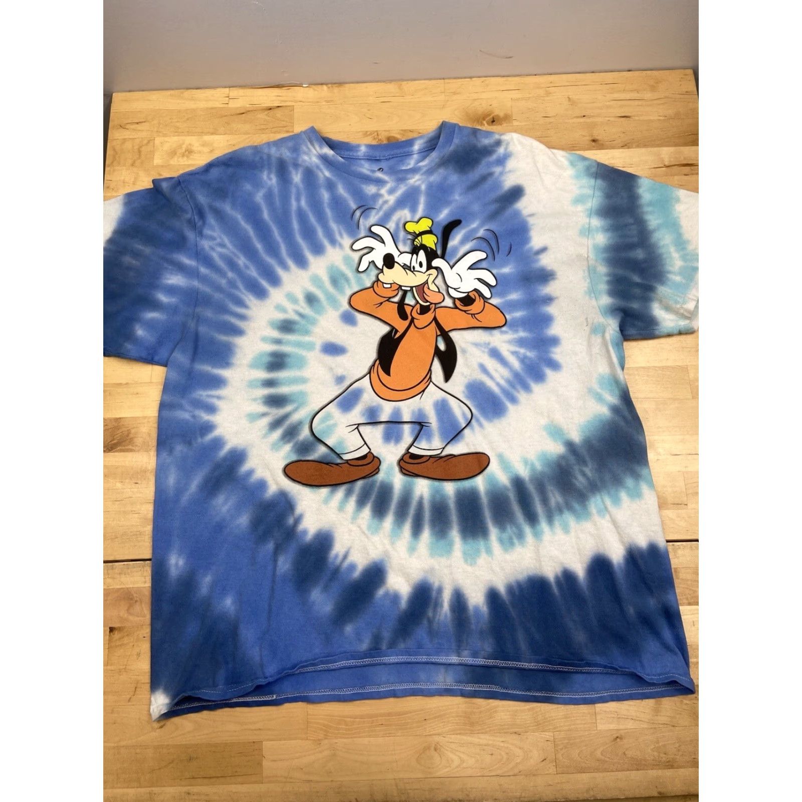 Disney **Disney Goofy T-Shirt Mens Blue Tie Dye L Casual Crew Neck** User: **Disney Goofy T-Shirt Mens Blue Tie Dye L Casual Crew Neck** Size US L / EU 52-54 / 3 - 2 Thumbnail