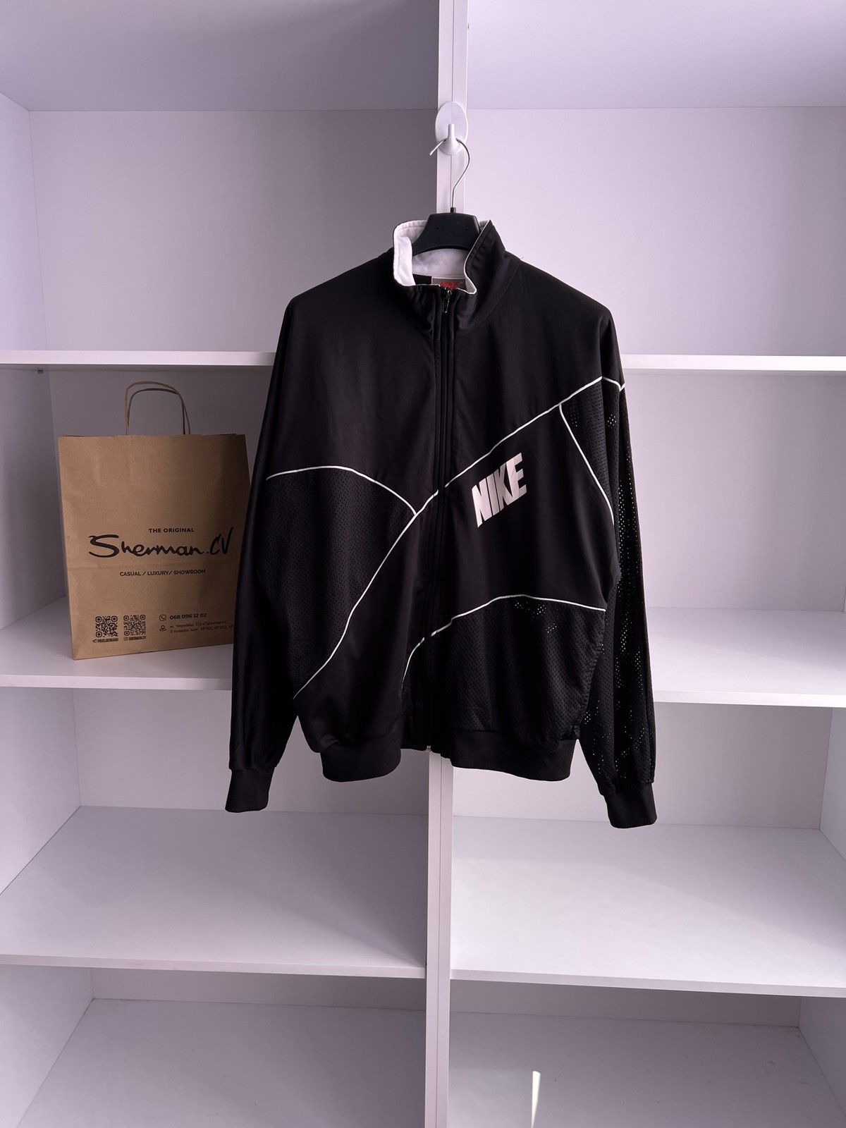 Nike × Vintage Vintage Nike 90s Track Zip Sweatshirt Size US L / EU 52-54 / 3 - 3 Thumbnail