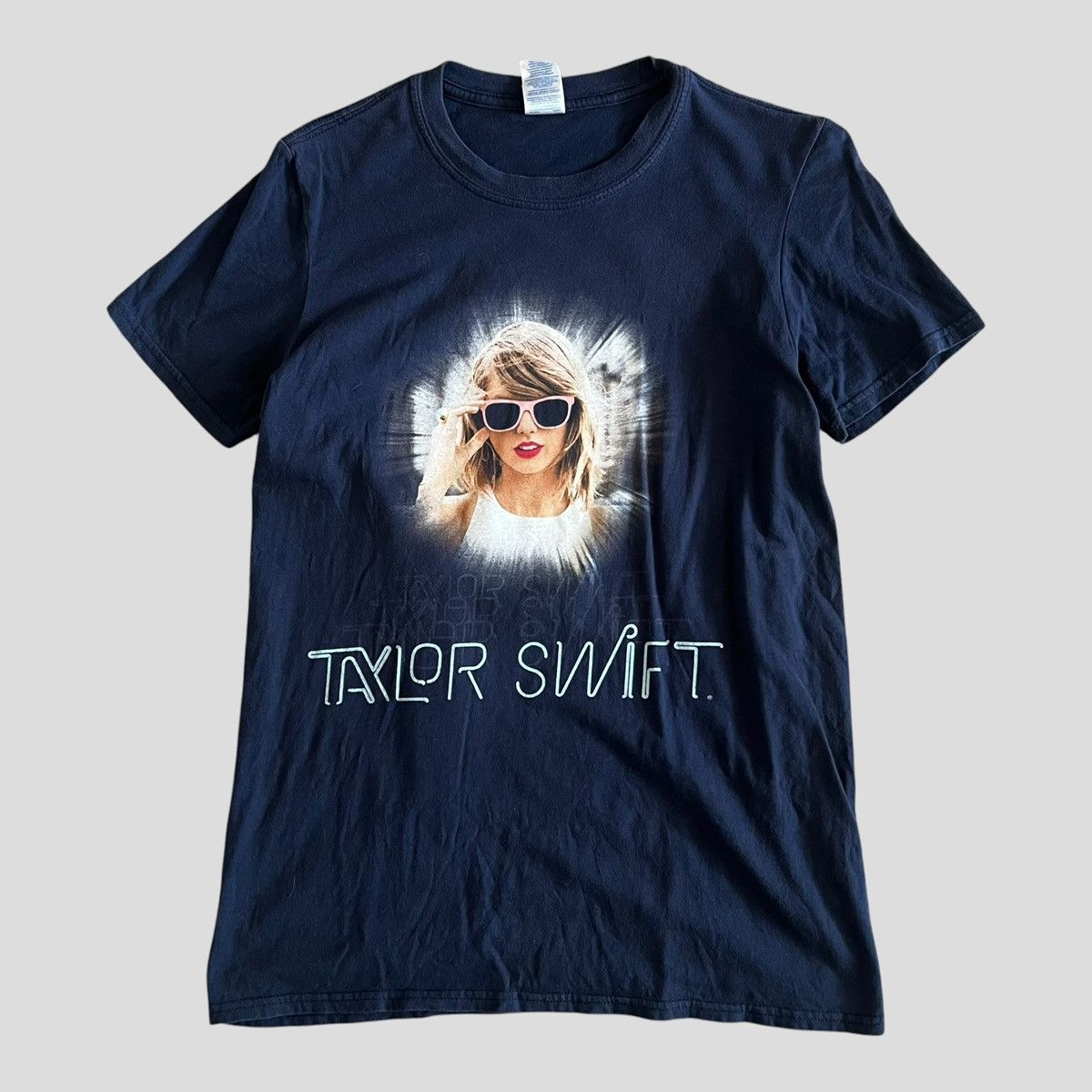 Band Tees Taylor Swift 1989 World Tour T-Shirt Pop Tee Merch Size US S / EU 44-46 / 1 - 1 Thumbnail