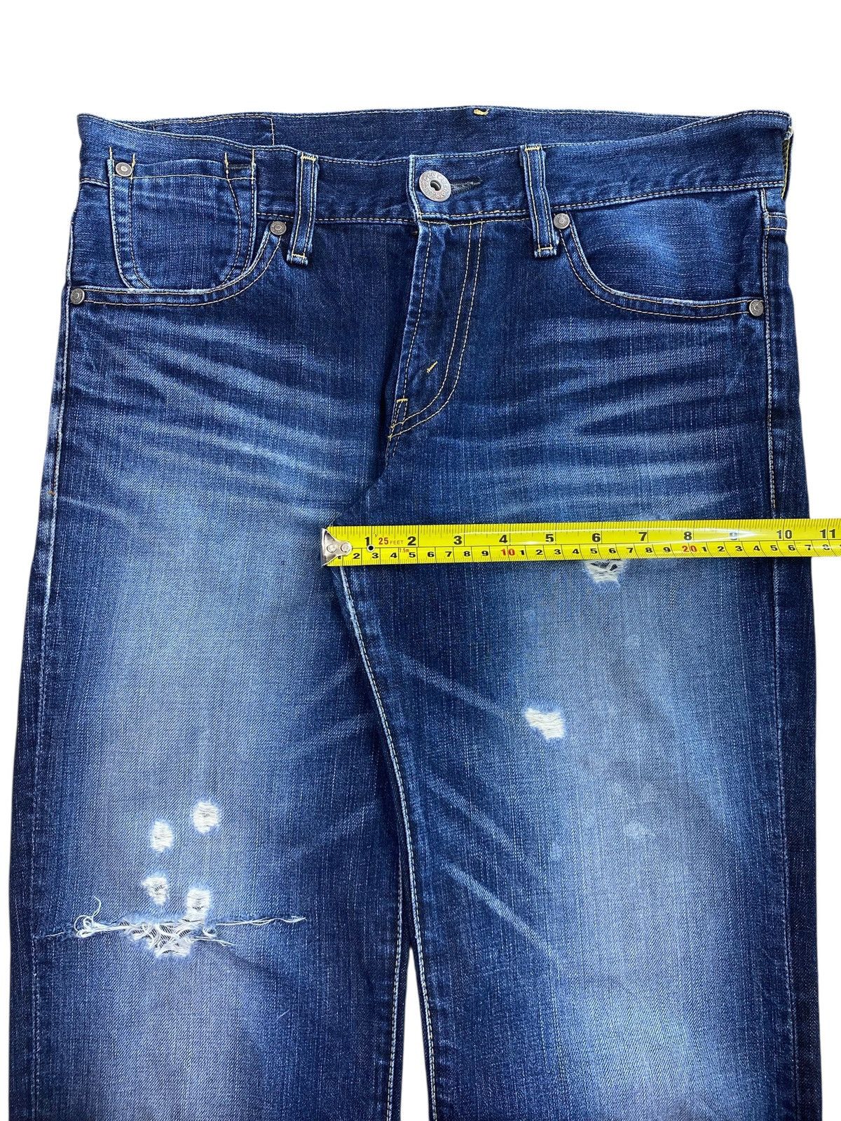Levi's Levi’s Strauss & Co Faded Blue Wash Style Ripped Jeans Size US 32 / EU 48 - 6 Thumbnail