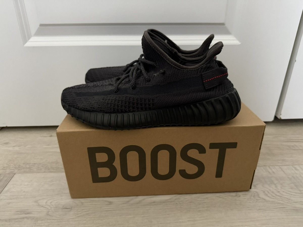 Adidas × Kanye West Adidas Yeezy Boost 350 V2 Non-Reflective Size US 8.5 / EU 41-42 - 4 Thumbnail