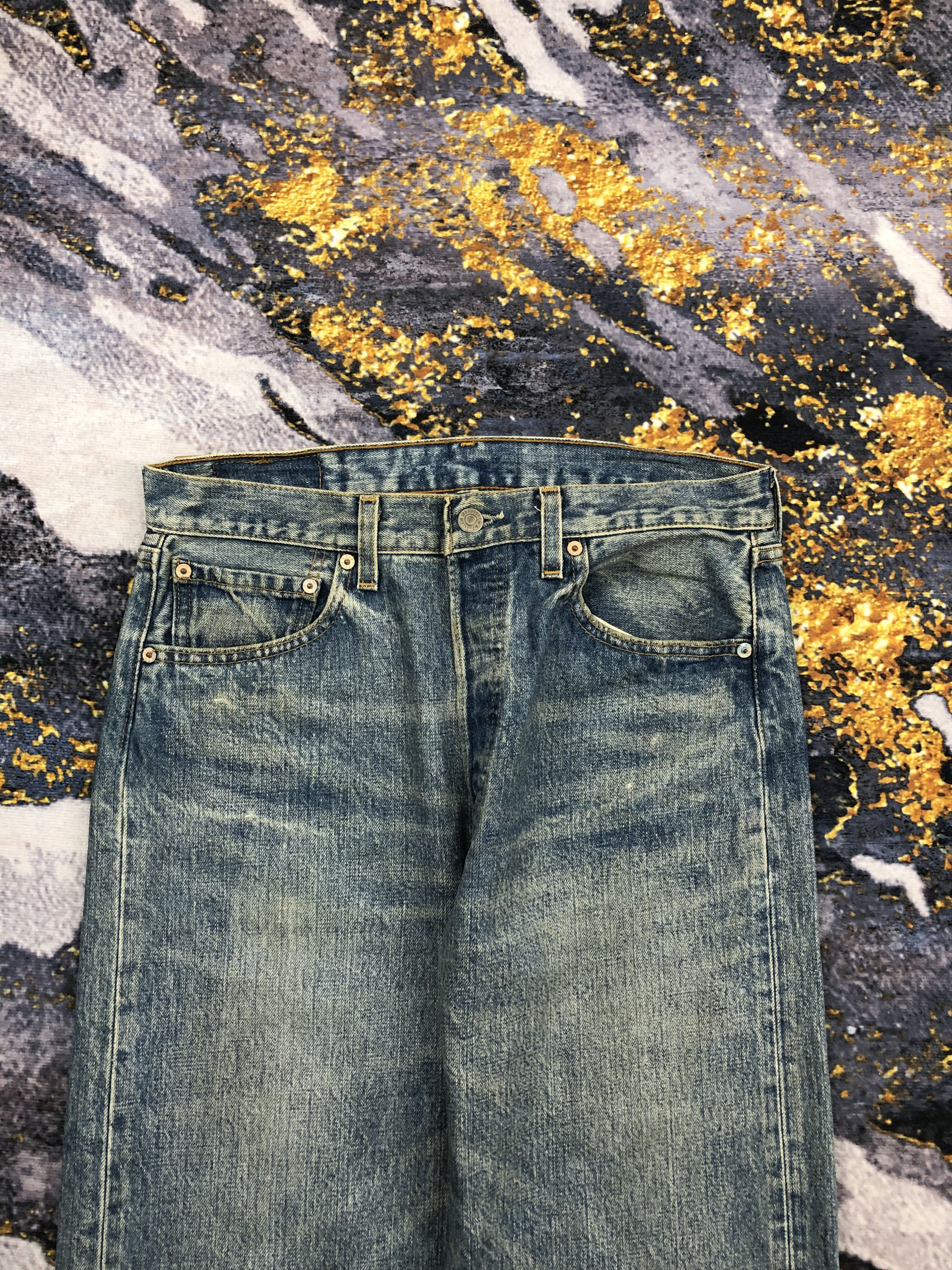 Levi's Vintage 90s Levi's 501 Button Fly Blue Faded Jeans DPP0091 Size US 32 / EU 48 - 2 Thumbnail