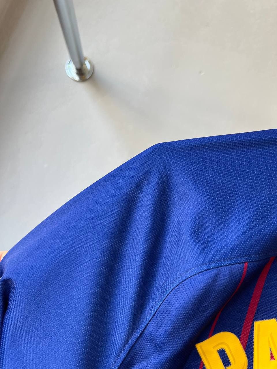Nike 2017/18 BARCELONA FC #15 PAULINHO HOME SOCCER JERSEY SHIRT S Size US S / EU 44-46 / 1 - 13 Thumbnail