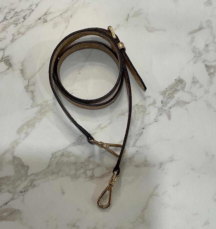 Michael Kors Gold Michael Kors bag Size ONE SIZE - 7 Thumbnail