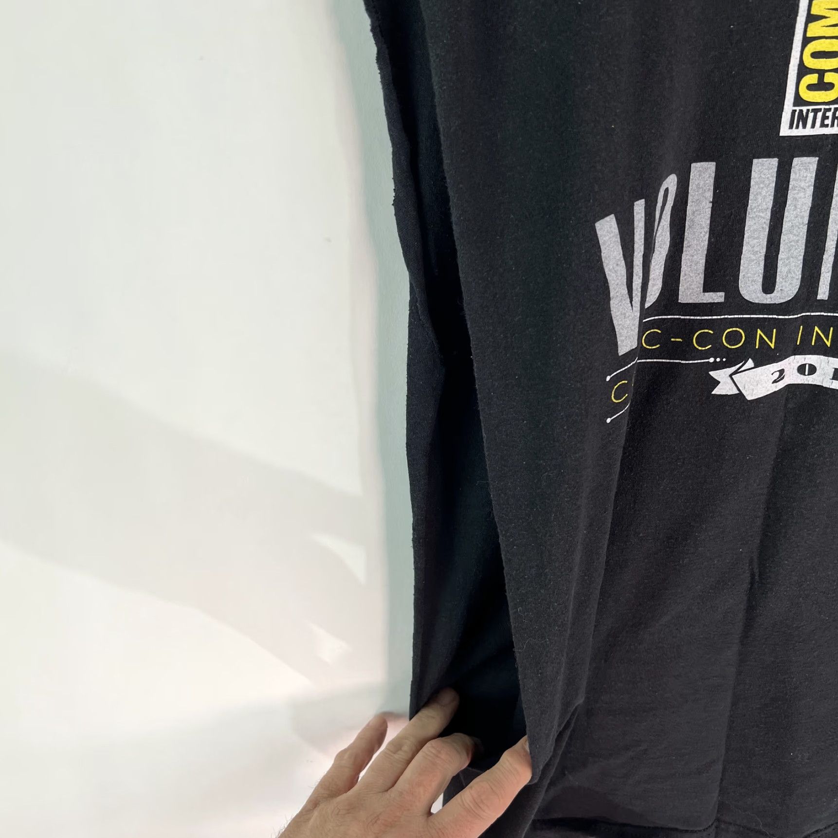 Vintage VINTAGE Official 2017 SDCC San Diego Comic Con International Volunteer Mens Black Tee M Size US M / EU 48-50 / 2 - 5 Thumbnail