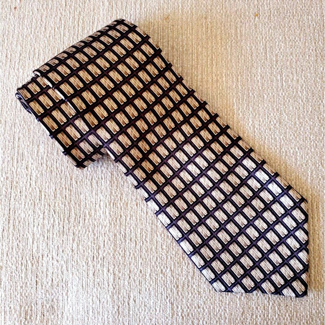 Pierre Cardin Pierre Cardin 100% Silk Neck Tie One Size Size ONE SIZE - 1 Thumbnail