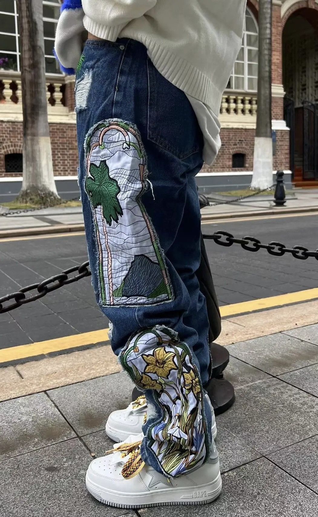 Japanese Brand Harajuku Washed Torn Embroidered Patches Straight Jean Size US 37 - 5 Thumbnail