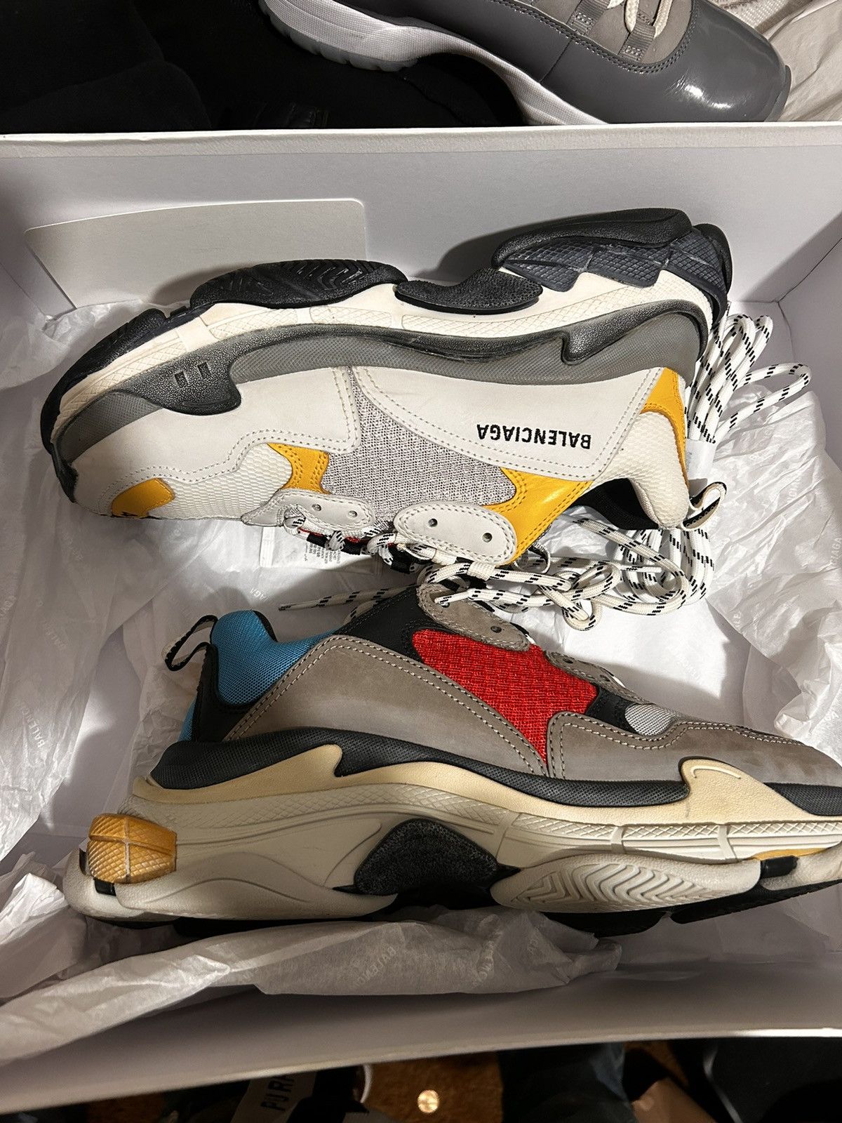 Balenciaga Balenciaga Tripple S Half & Half colorway Size US 10.5 / EU 43-44 - 2 Thumbnail
