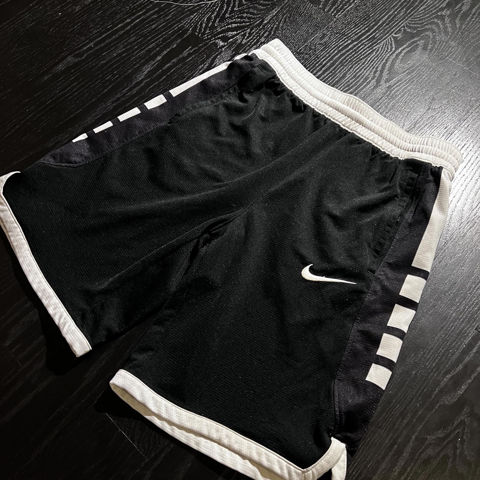 Nike Nike Elite Shorts Black White Size US 28 / EU 44 - 2 Thumbnail