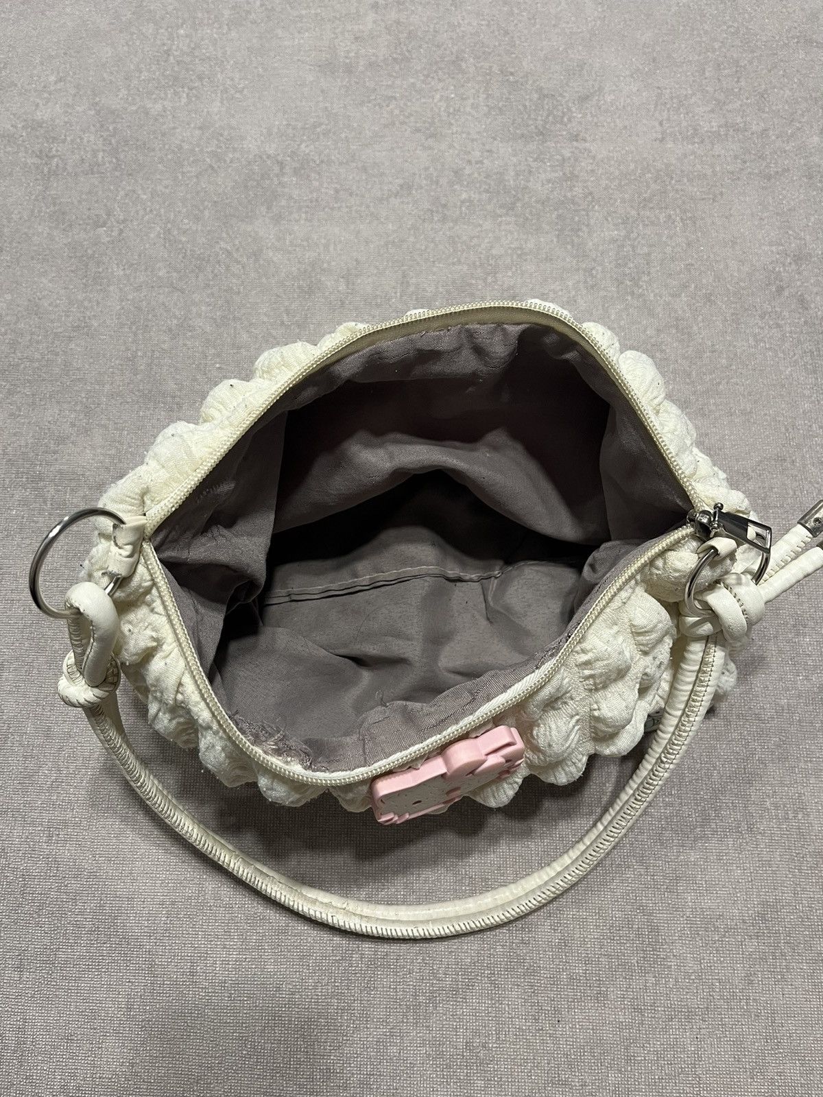 Other Hello Kitty Womens White Handle Bag Vintage Y2K Pink Cute Size ONE SIZE - 13 Thumbnail