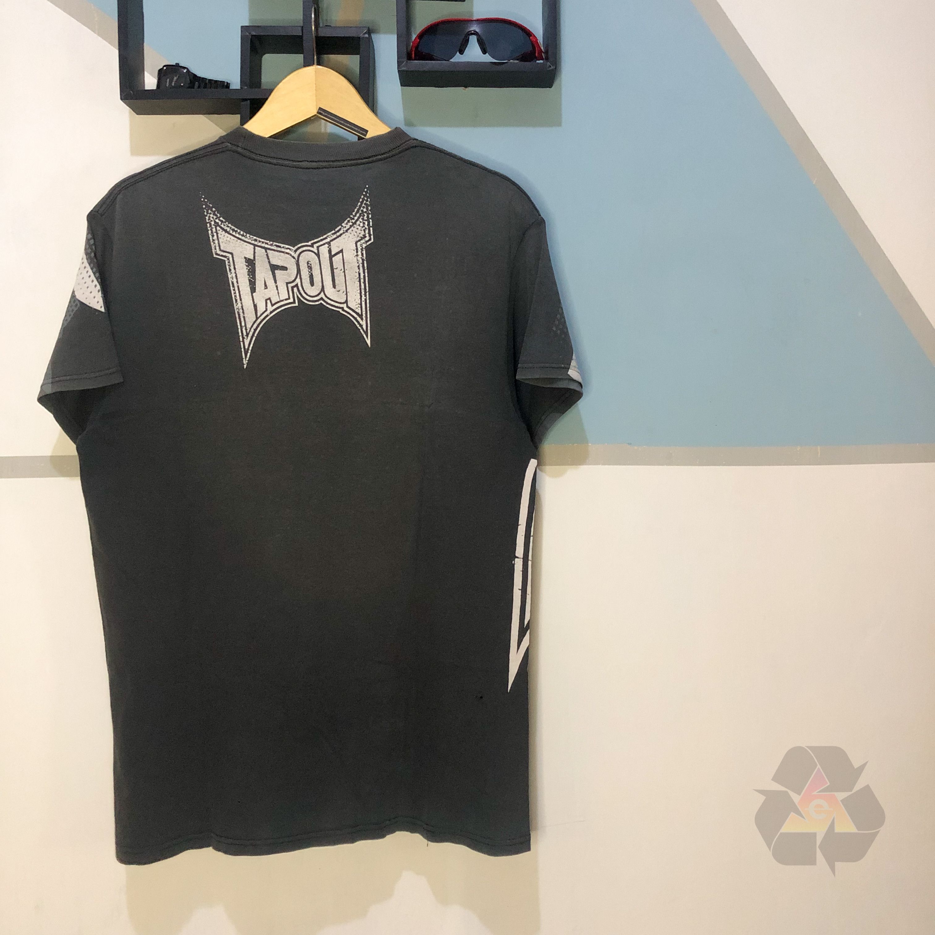 Tapout Vintage Tapout Big Logo T-Shirt – Y2K MMA Streetwear Size US L / EU 52-54 / 3 - 8 Thumbnail