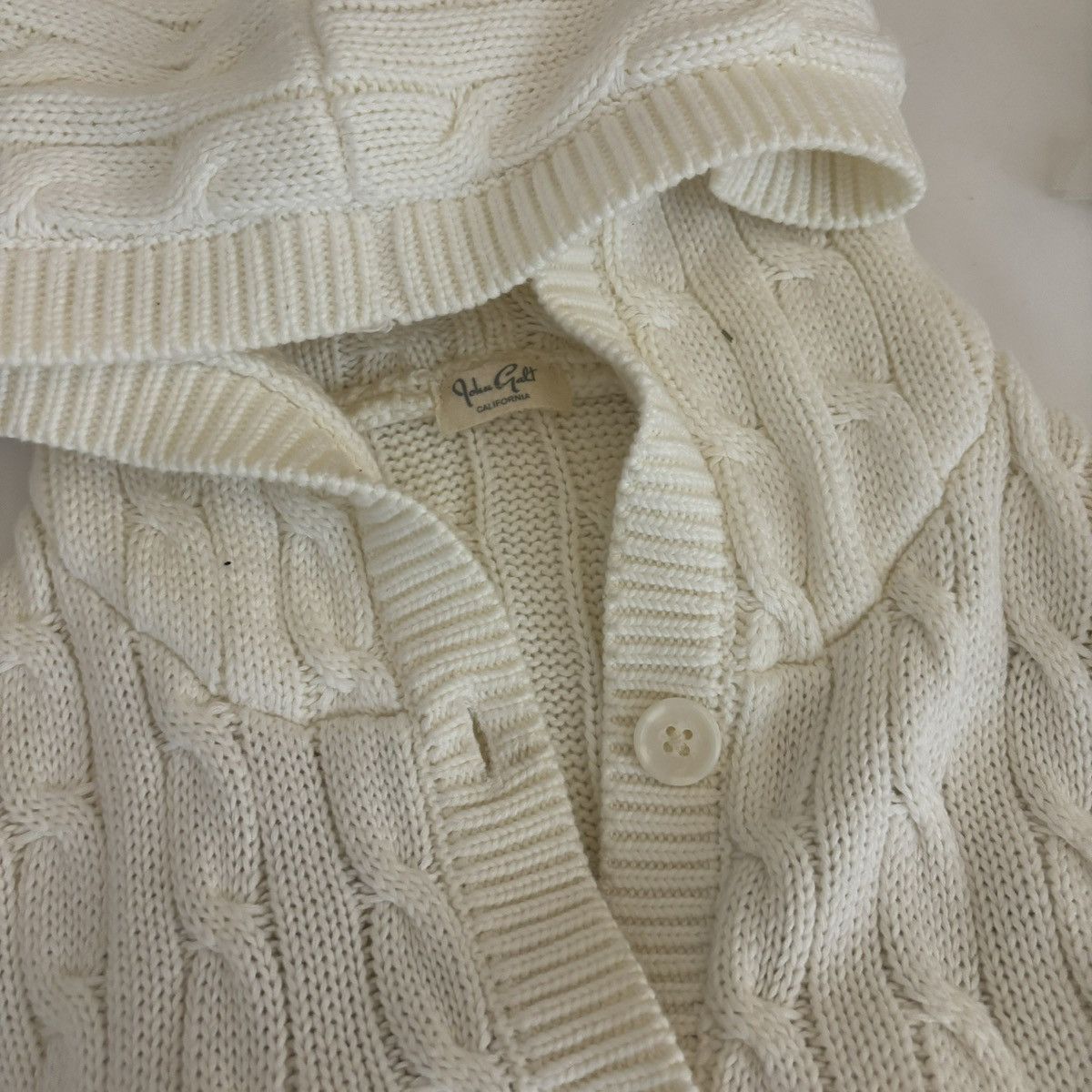 Brandy Melville John Galt White Cable Knit Button Down Hooded Sweater Size ONE SIZE - 3 Thumbnail