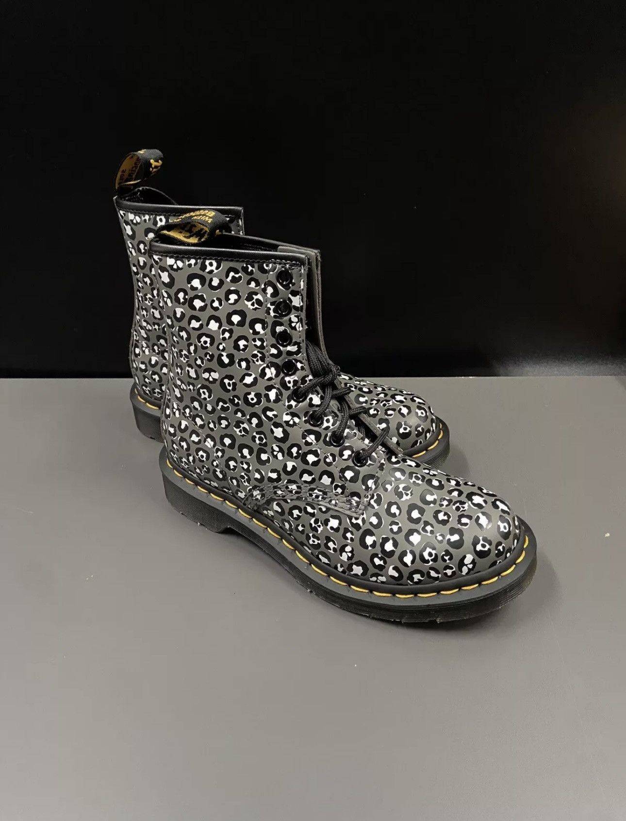 Dr. Martens Dr Marten Boot (6) Size US 6 / IT 36 - 3 Thumbnail