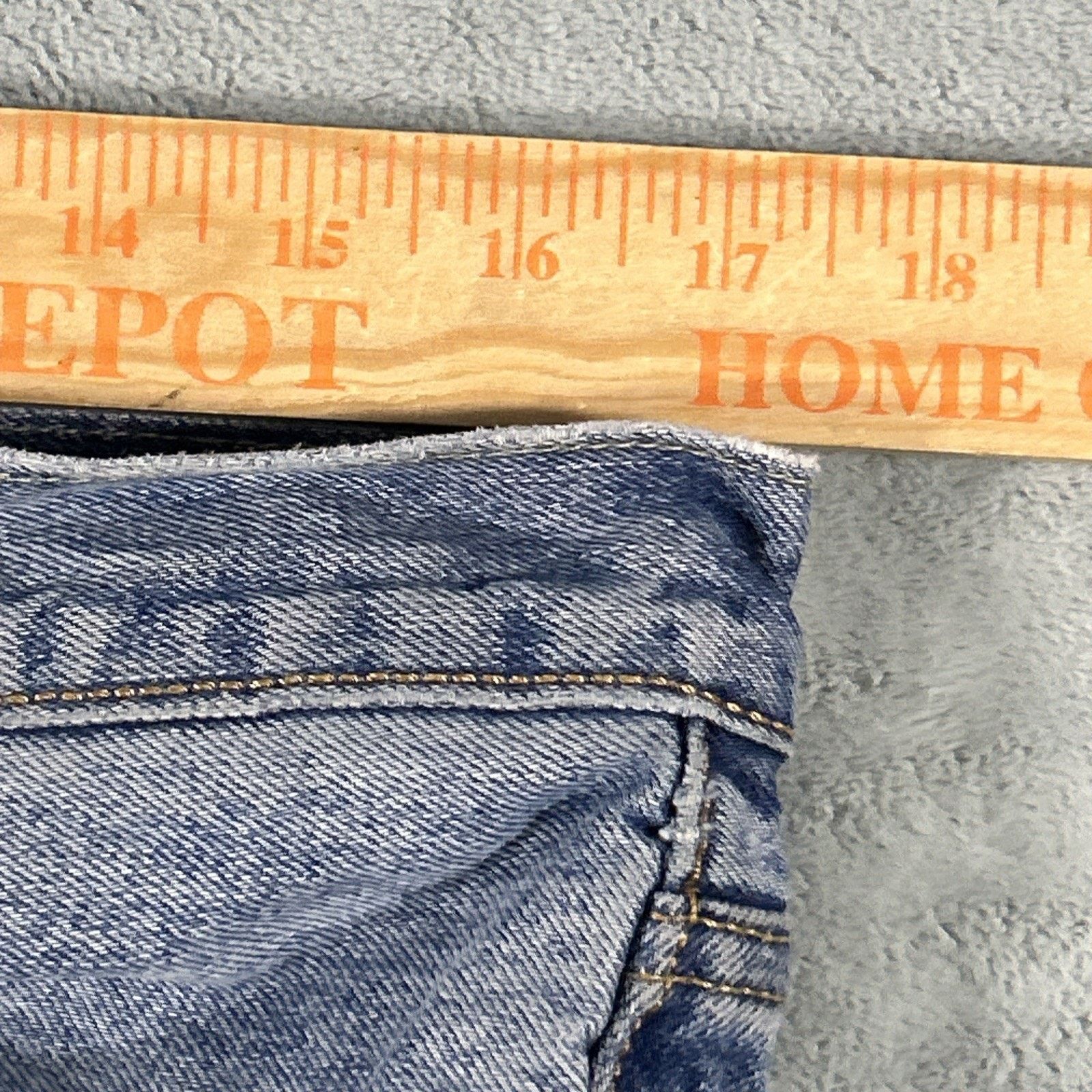Levi's Levis Baggy Jhorts Shorts Women 34x23 Thrashed Raw Hem Capri Size 34" / US 12 / IT 48 - 10 Thumbnail