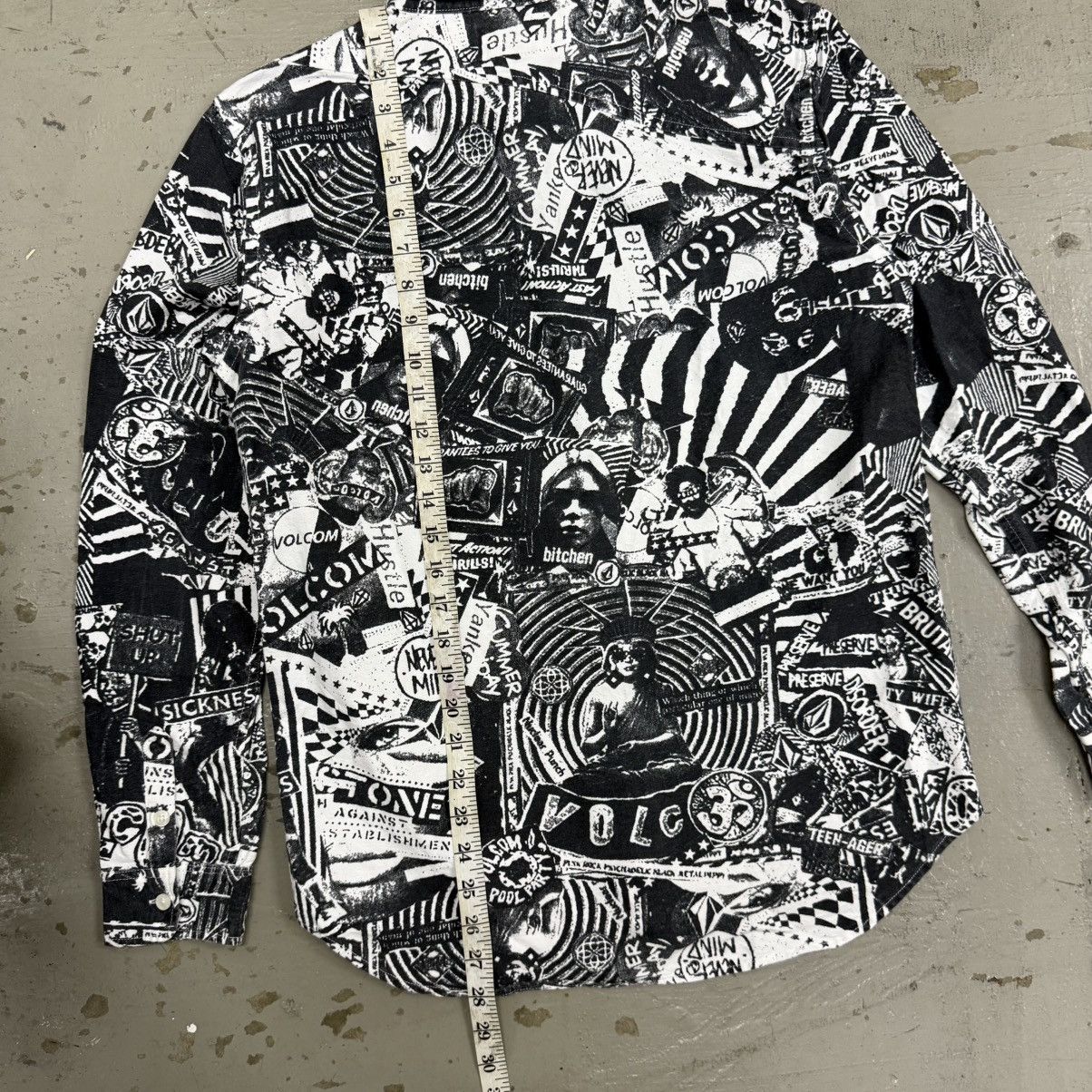 Volcom Volcom Skate Punk Anarchy All Over Print Button Ups Size US M / EU 48-50 / 2 - 13 Thumbnail