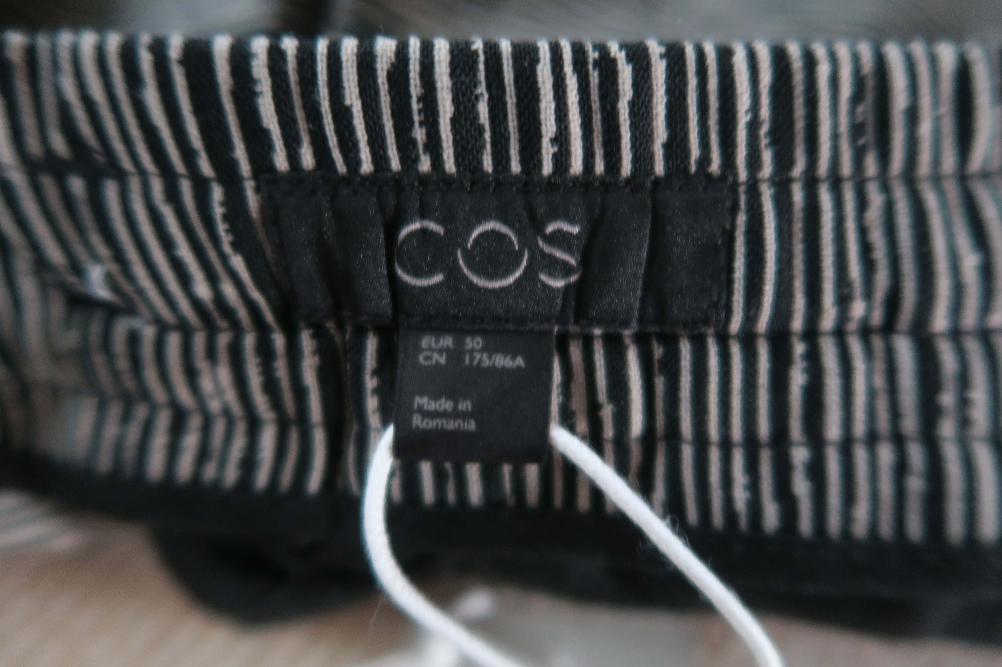 Cos COS Collection of Style Striped Shorts Size US 34 / EU 50 - 9 Thumbnail