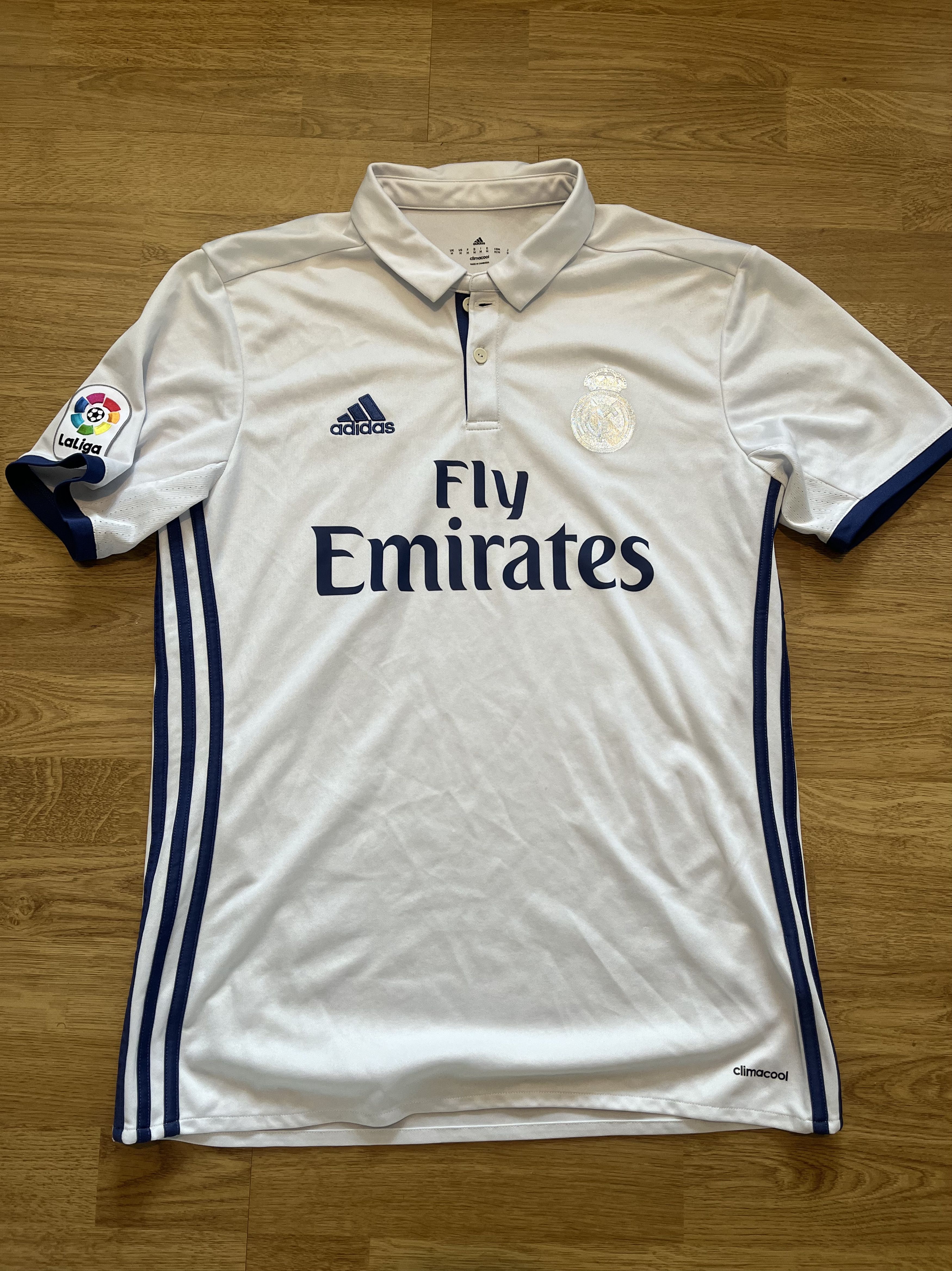 Vintage Real Madrid 2016 football kit Size US M / EU 48-50 / 2 - 1 Thumbnail