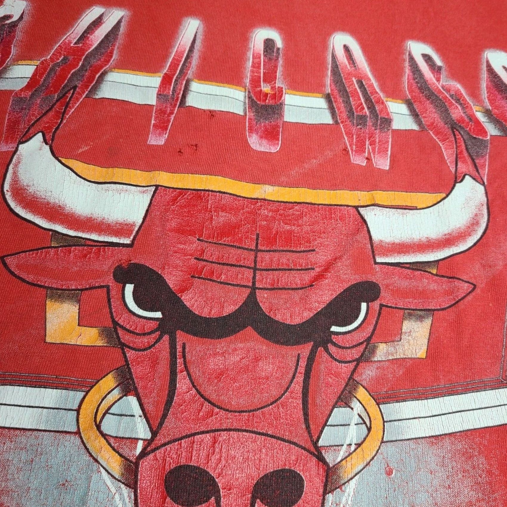 Fruit Of The Loom VINTAGE Fruit of the Loom 90s NBA Chicago Bulls Magic Johnson T's Mens Shirt L Red Shirt Mens Large Bulls 90s Sports Jordan Distressed Graphic Size US L / EU 52-54 / 3 - 5 Thumbnail