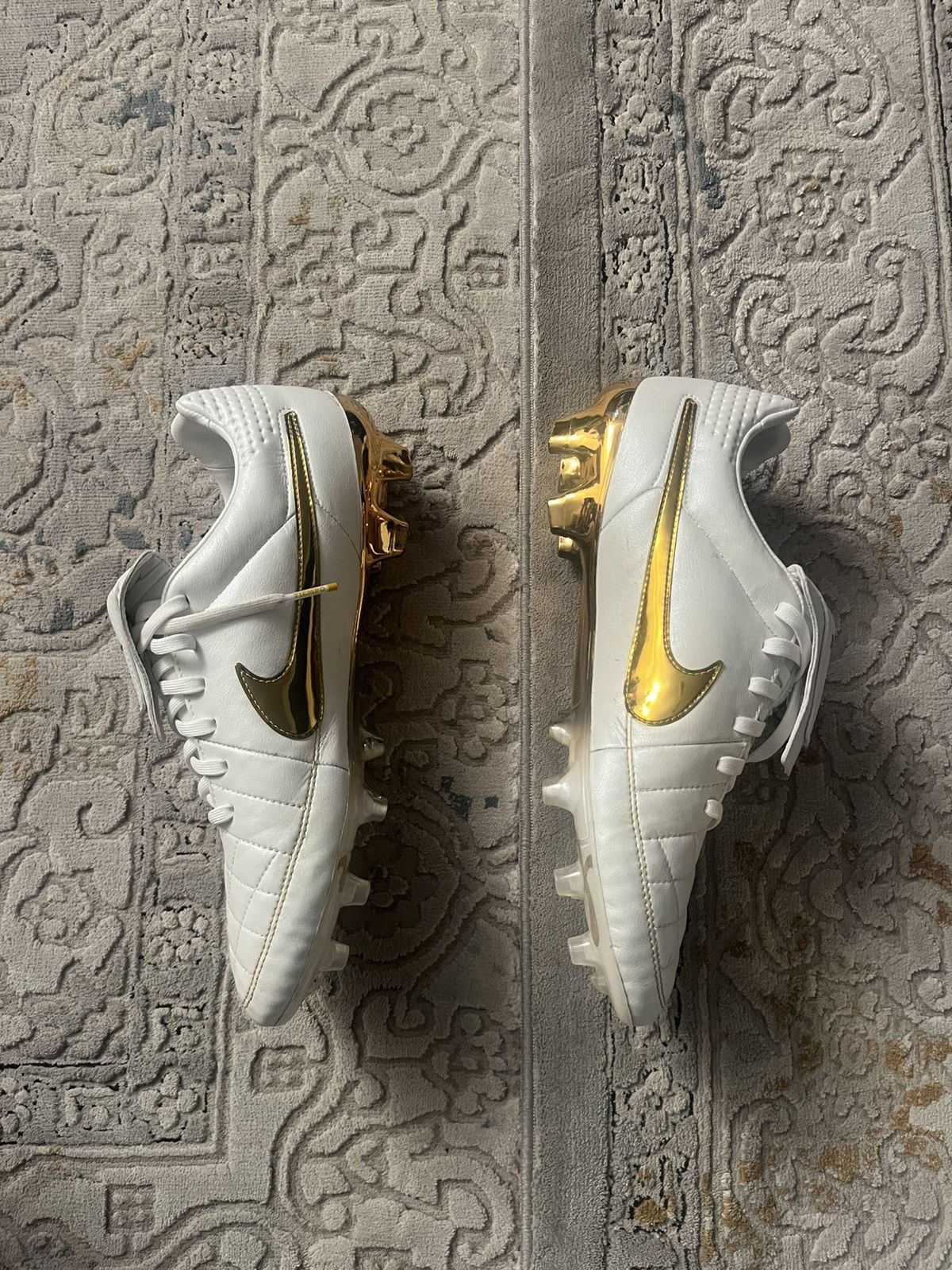 Nike Ronaldinho Legend 10 Tiempo RGN Elites Size US 11 / EU 44 - 3 Thumbnail