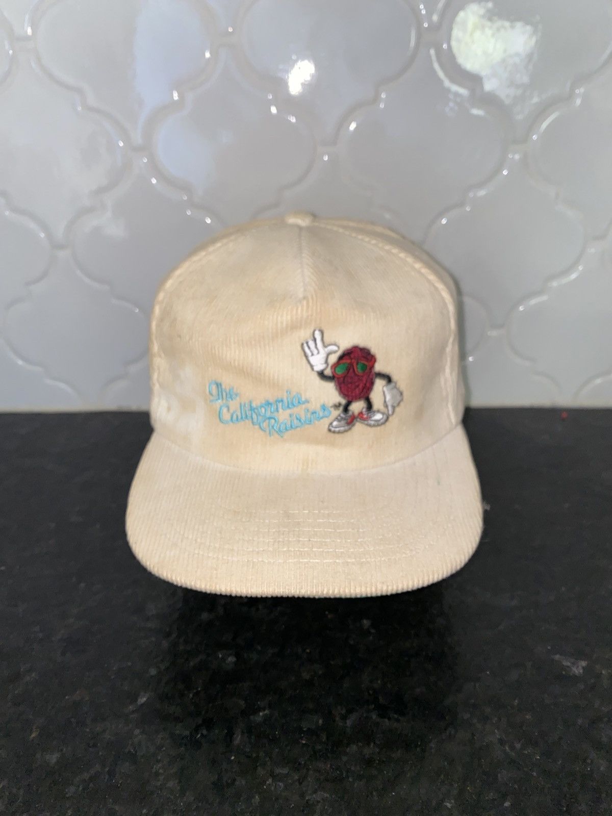 Other Vintage 80s California raisins corduroy snapback Size ONE SIZE - 1 Thumbnail