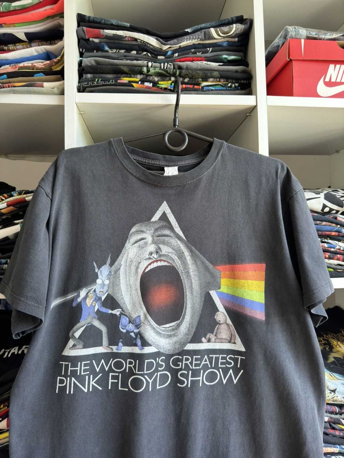 Band Tees Vintage Pink Floyd Brit Floyd Band Tee T Shirt Size US L / EU 52-54 / 3 - 2 Thumbnail