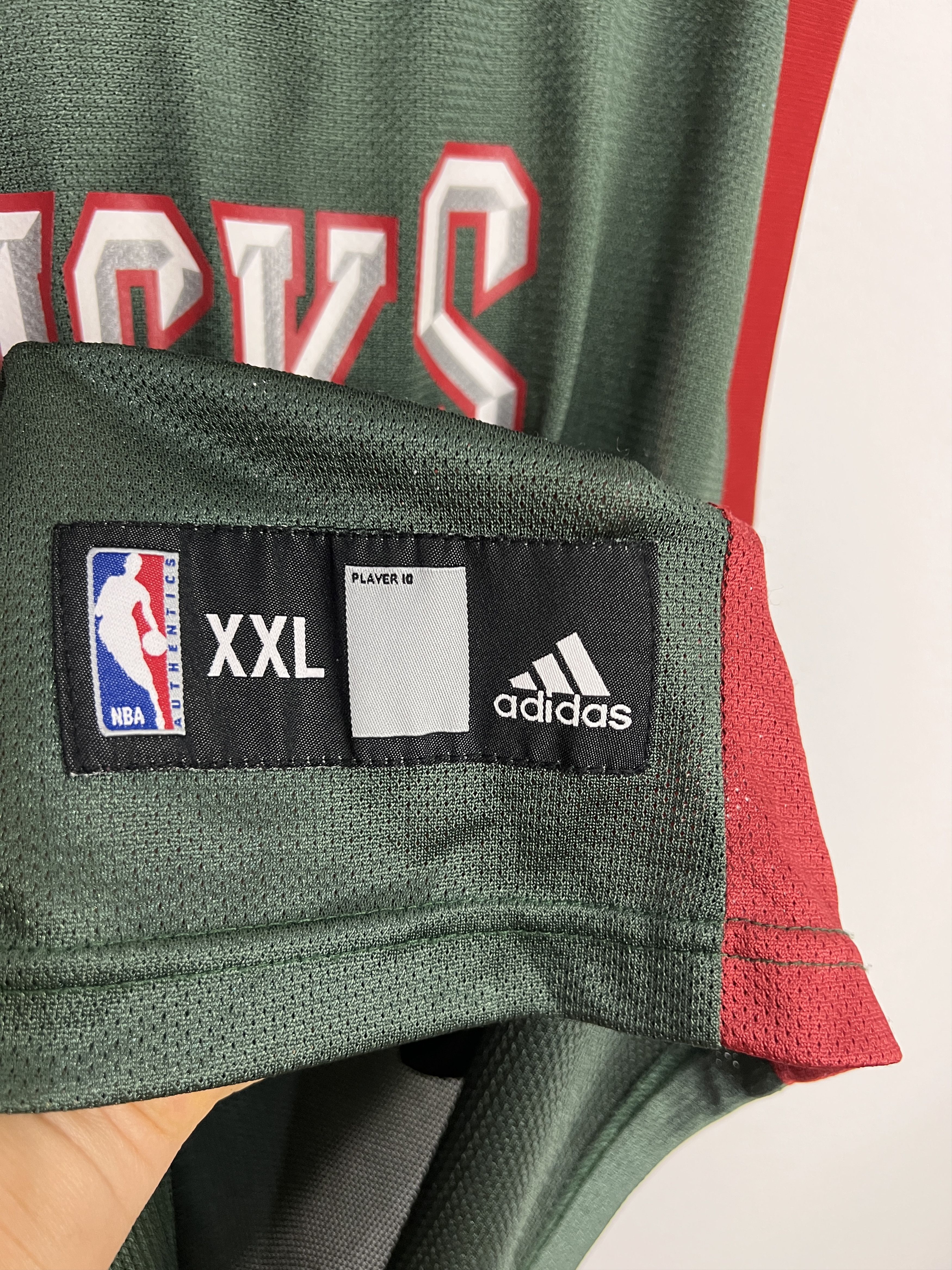 Adidas Vintage NBA Milwaukee Bucks Brandon Jennings Jersey NBA Size US XXL / EU 58 / 5 - 5 Thumbnail