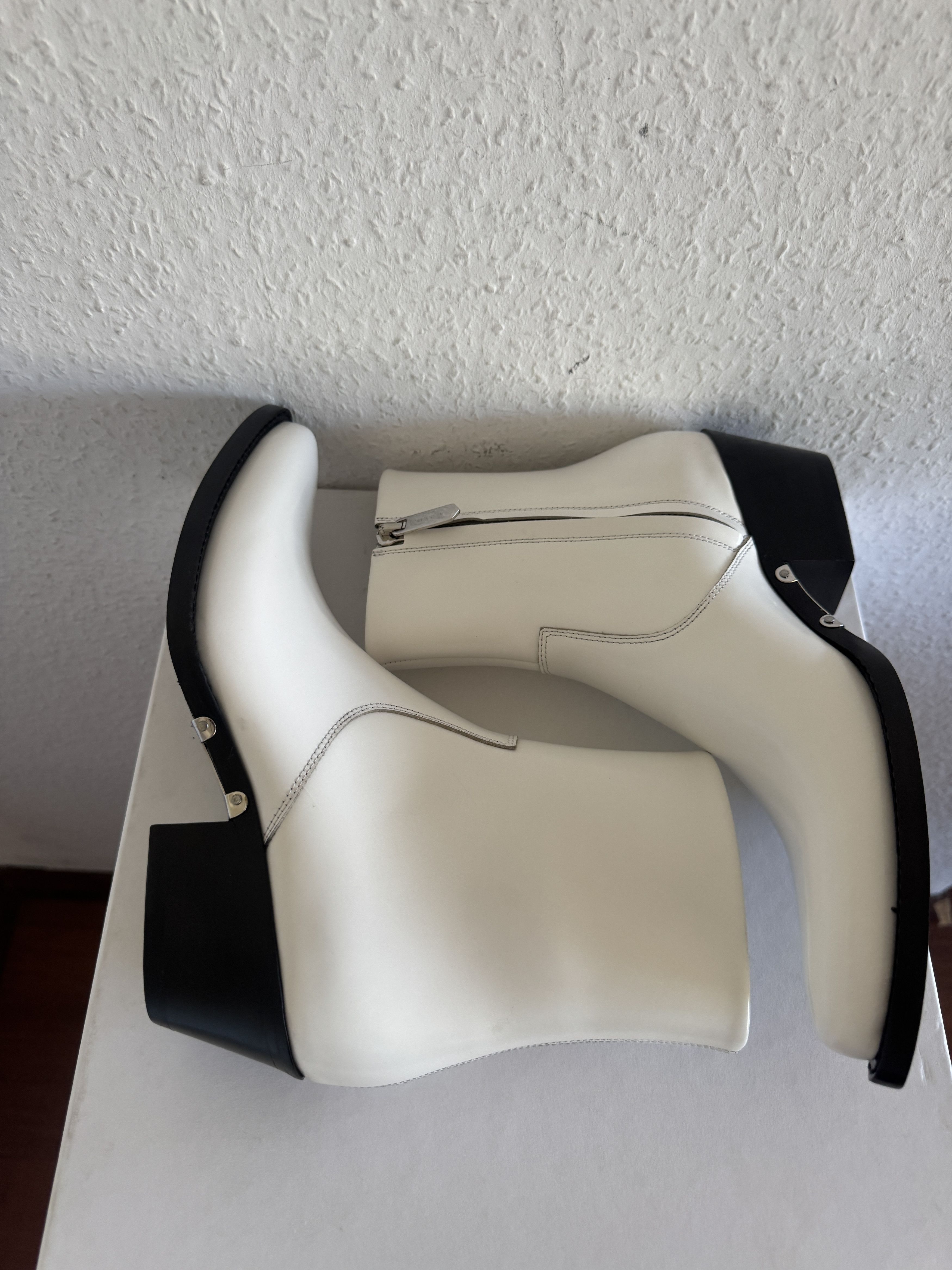Calvin Klein 205W39NYC White Spazzolato Leather Boots Size US 7 / EU 40 - 1 Thumbnail