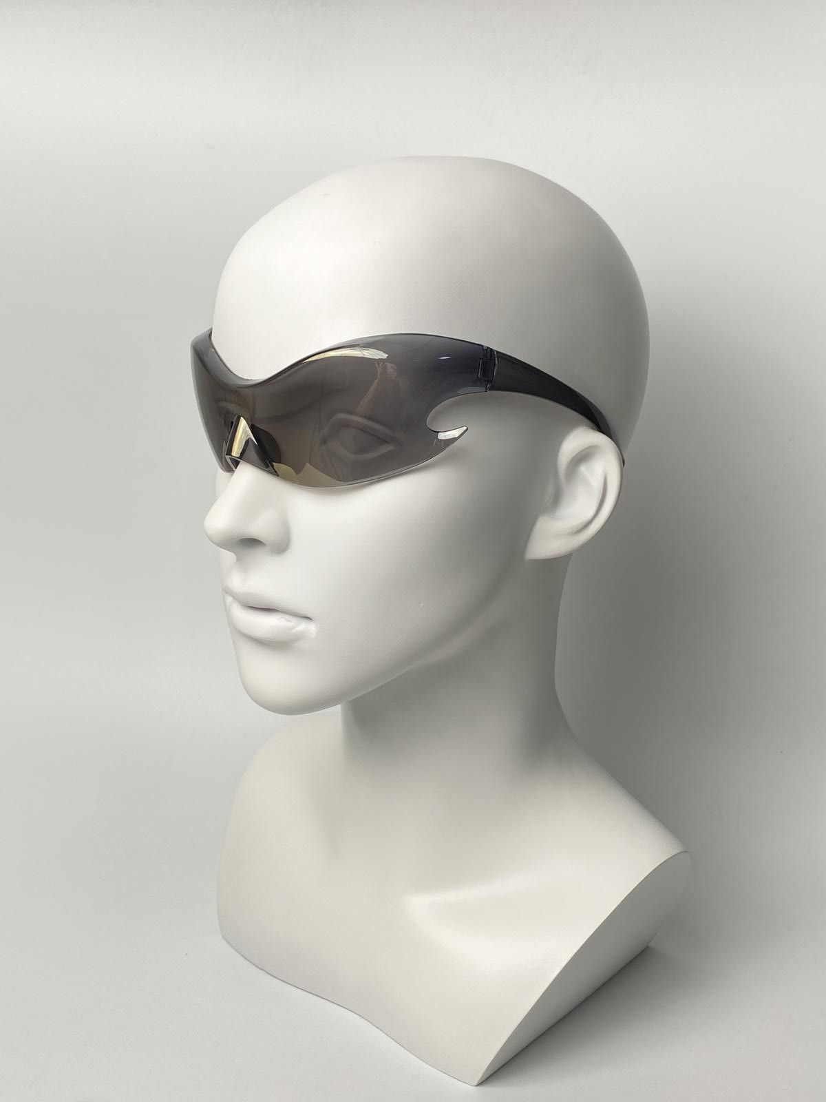 Japanese Brand Y2k Vtg Avant Garde Futuristic Sliver Sunglasses Unisex OS Size ONE SIZE - 4 Thumbnail