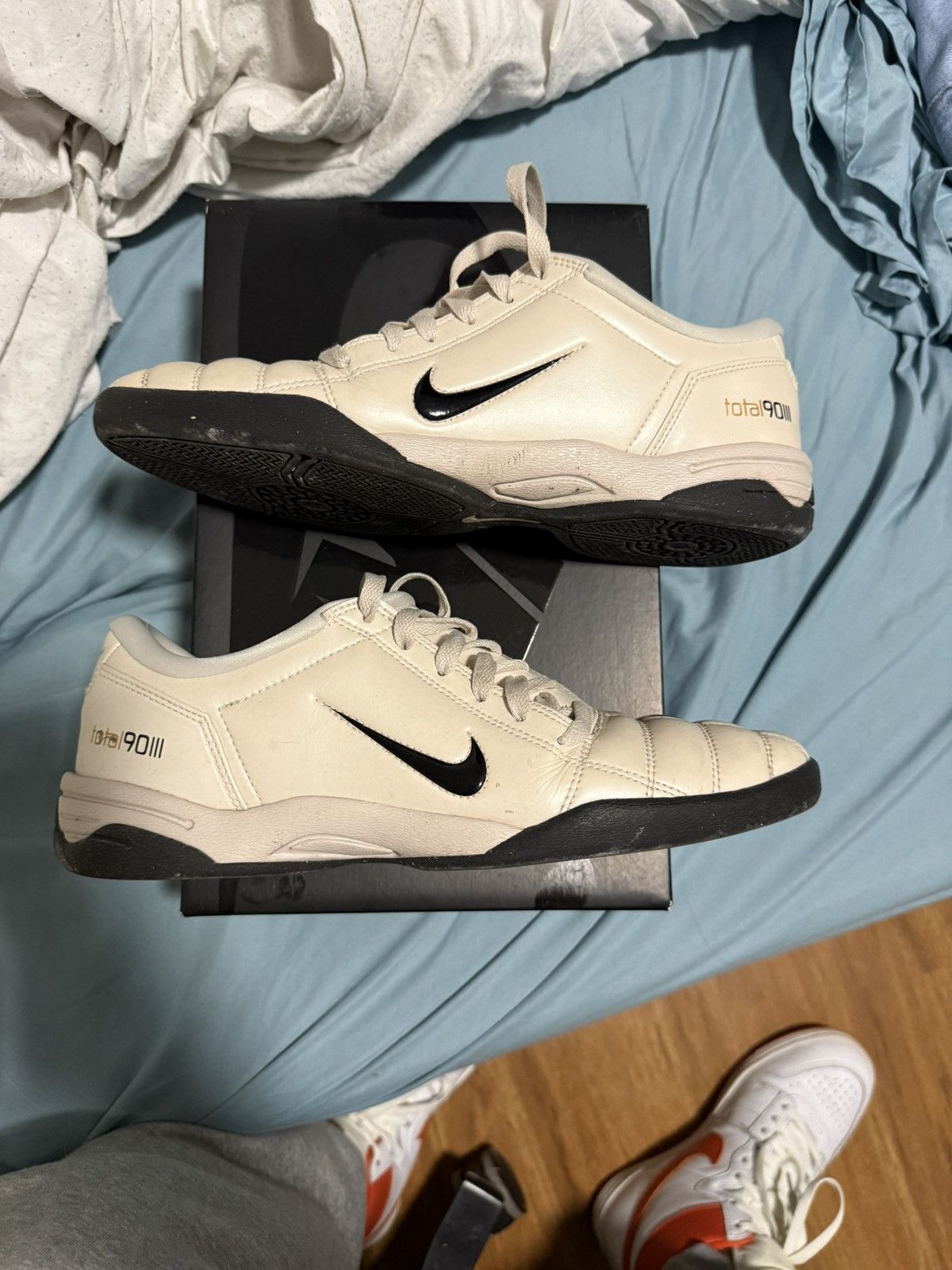 Nike Nike T90 3 pearl Size US 10 / EU 43 - 2 Thumbnail