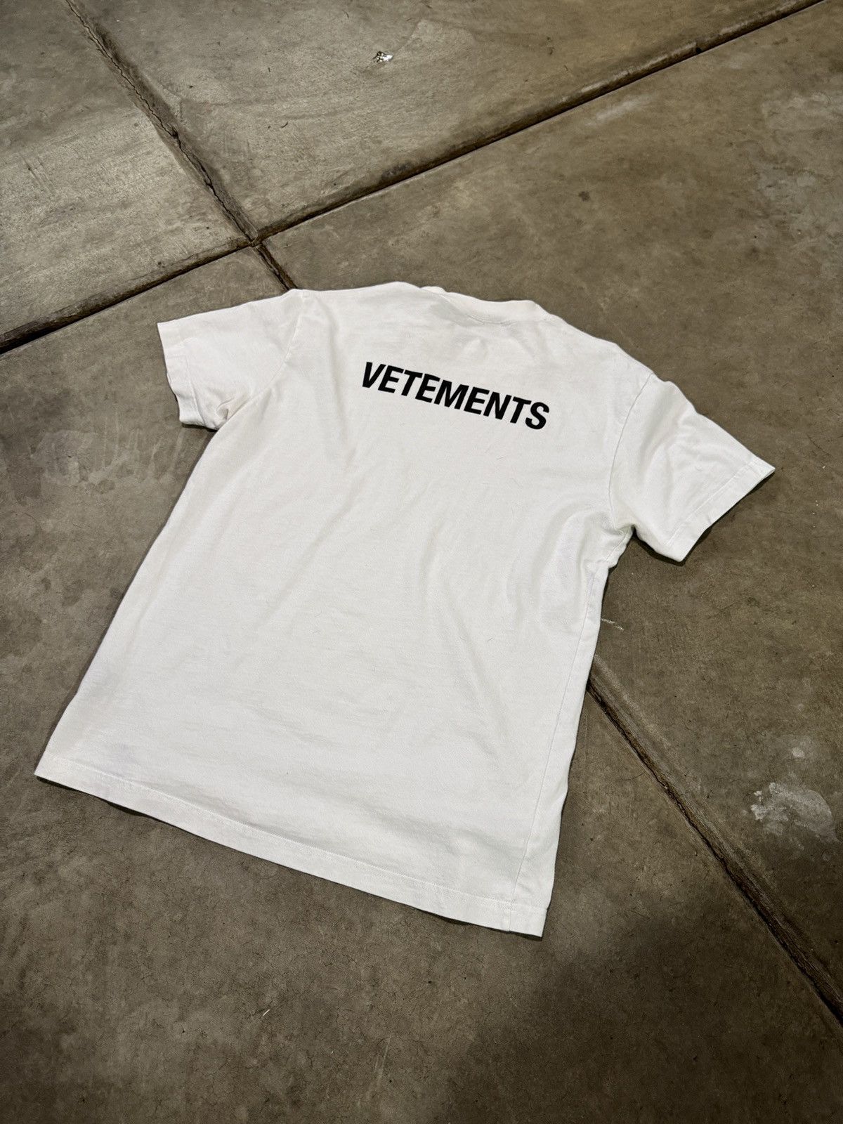 Vetements VETEMENTS staff shirt Size US M / EU 48-50 / 2 - 2 Thumbnail