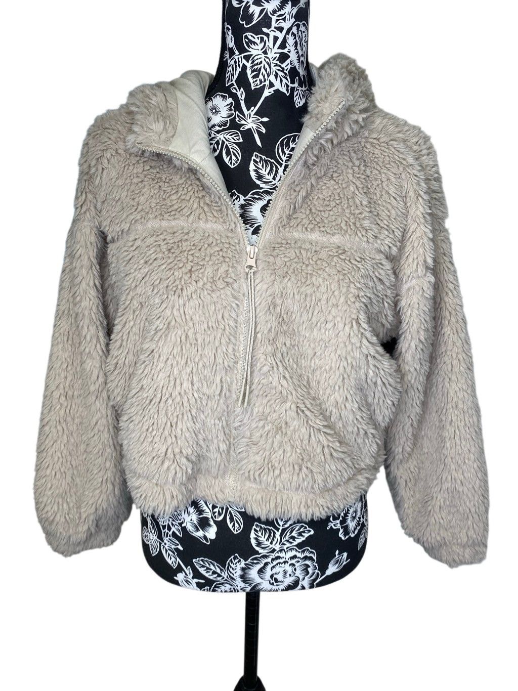 Bdg Nwt BDG Urban Outfitters Sherpa Fleece Hoodie Jacket Cropped Size S / US 4 / IT 40 - 1 Thumbnail