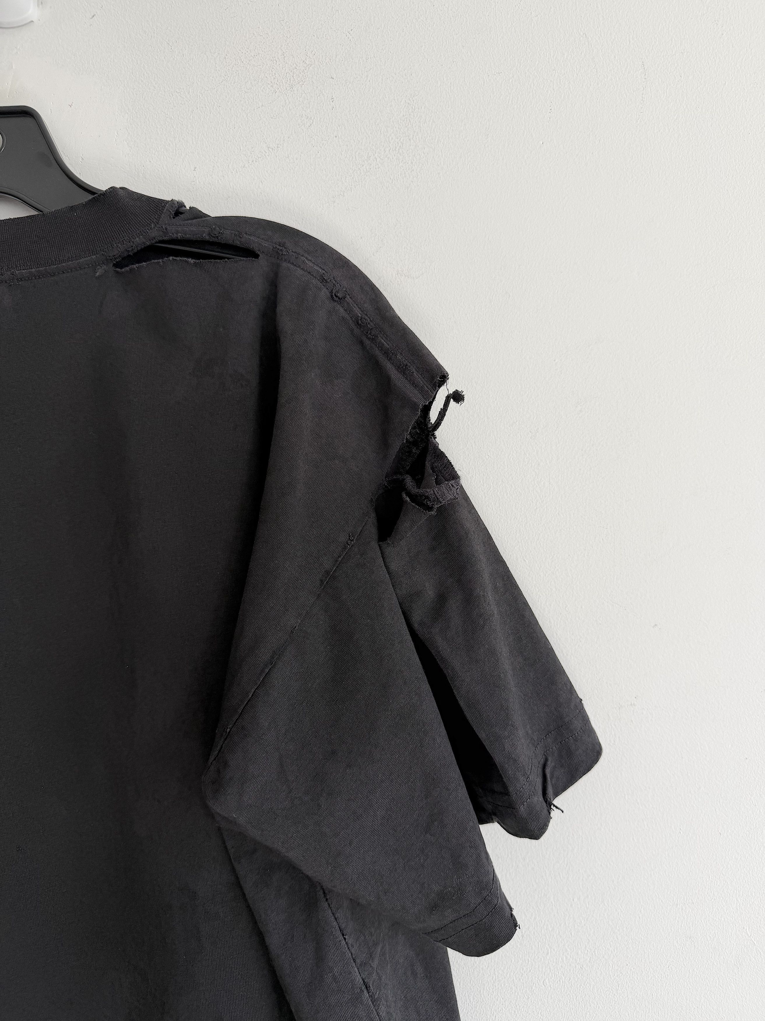 Balenciaga New Fall 25 Destroyed Emo Boxy T-Shirt (L) Size US L / EU 52-54 / 3 - 6 Thumbnail