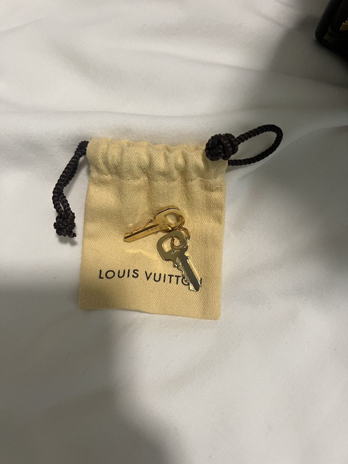 Louis Vuitton Vintage Monogram Messenger Bag Size ONE SIZE - 10 Thumbnail