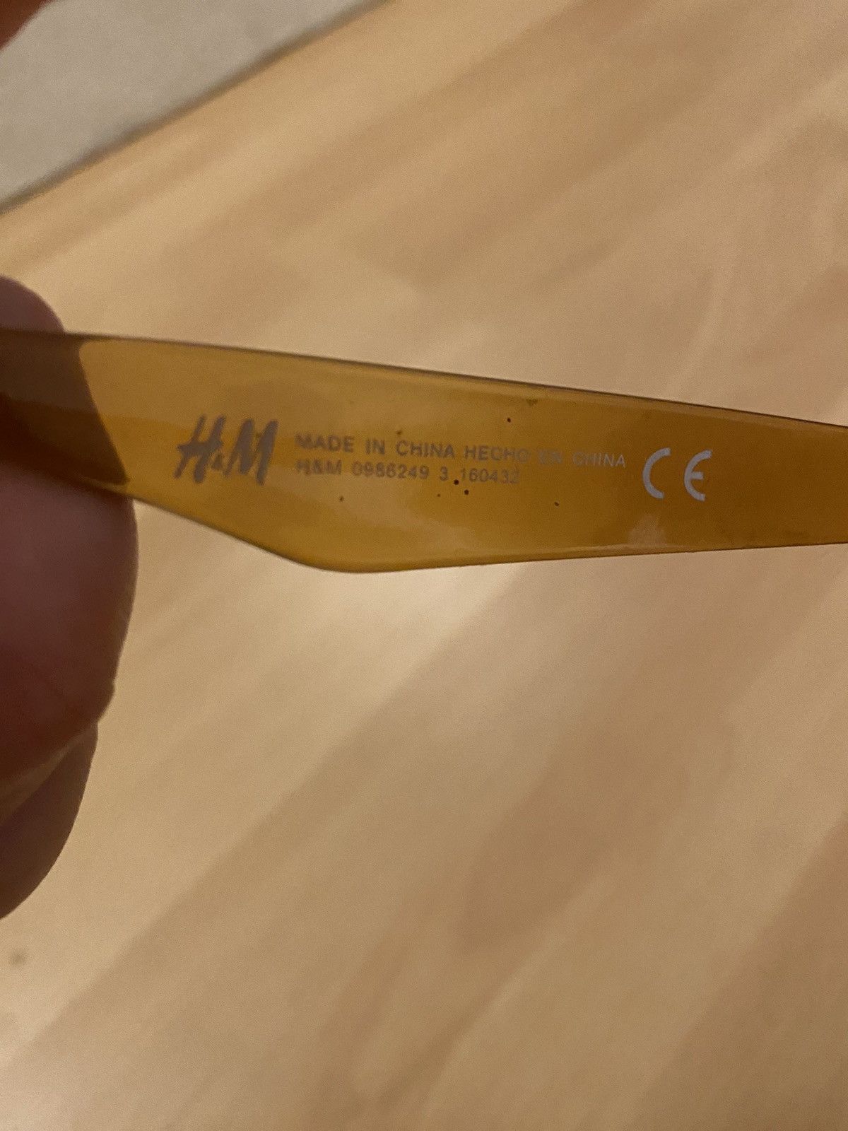 H&M H&M Colorful Sunglasses Retro Style Size ONE SIZE - 3 Thumbnail