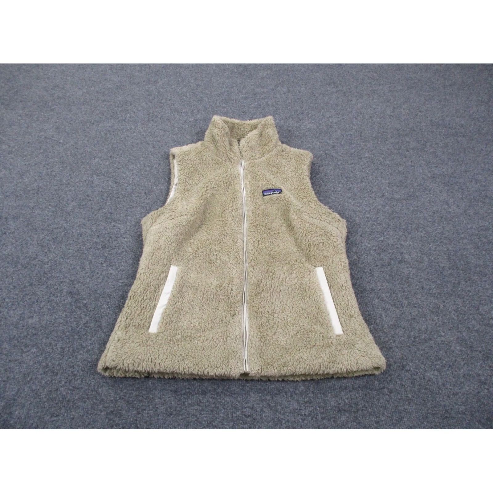 Patagonia Patagonia Vest Beige Fleece Fuzzy Outdoor Camping Womens L Size L / US 10 / IT 46 - 2 Thumbnail