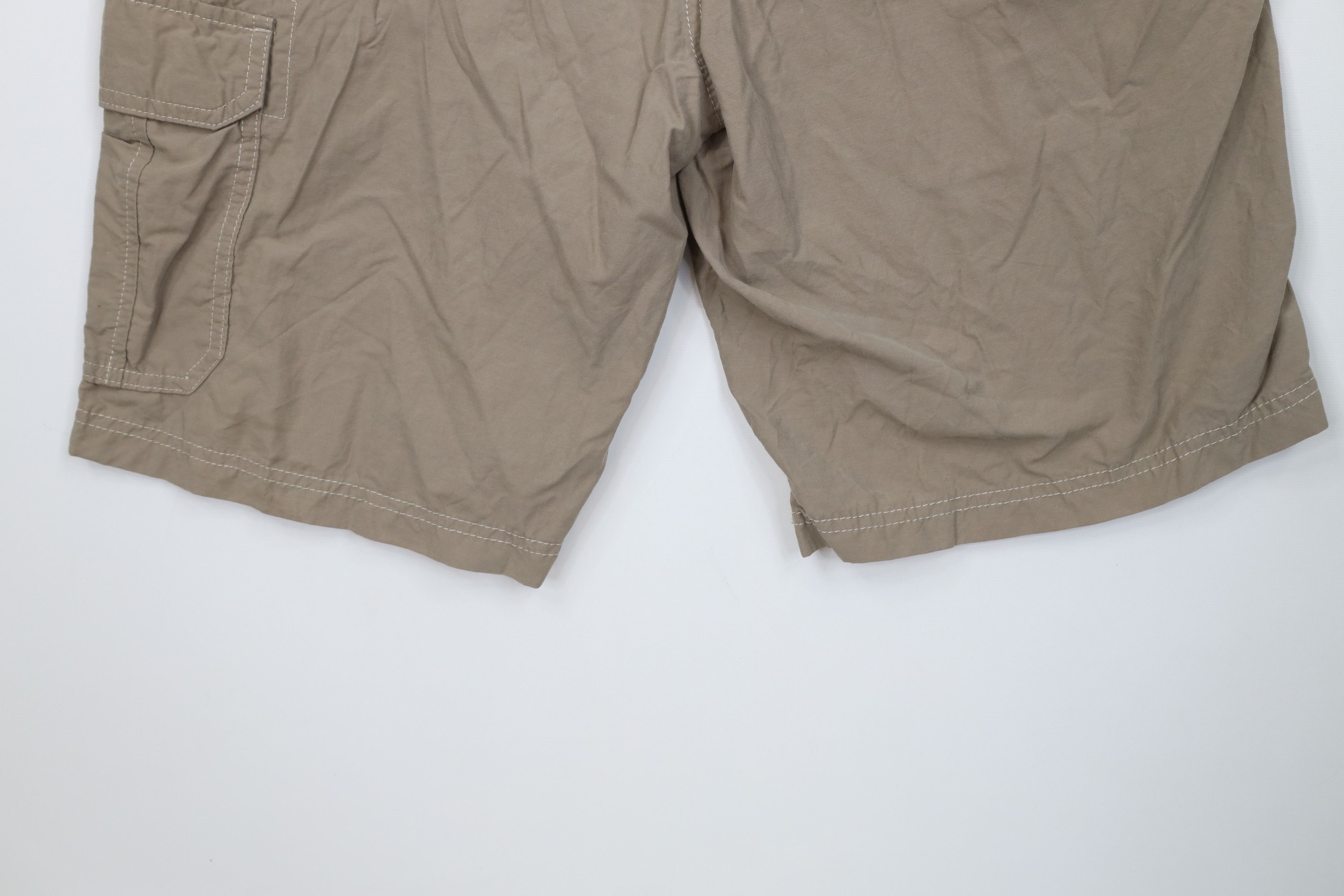 Columbia Vintage Y2K Columbia Trekking Hiking Cargo Shorts Beige Size US 32 / EU 48 - 13 Thumbnail