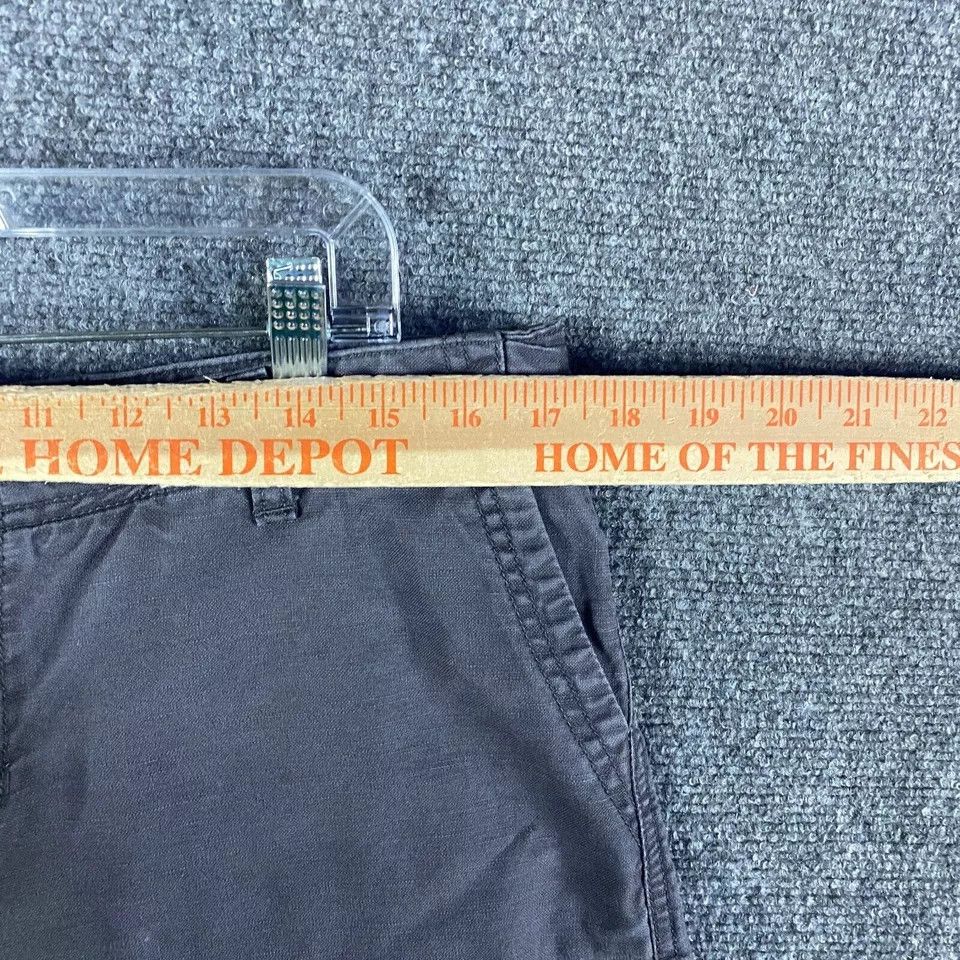 The North Face The North Face Shorts Women's Size 12 Chino Long Distressed Size 34" / US 12 / IT 48 - 3 Thumbnail