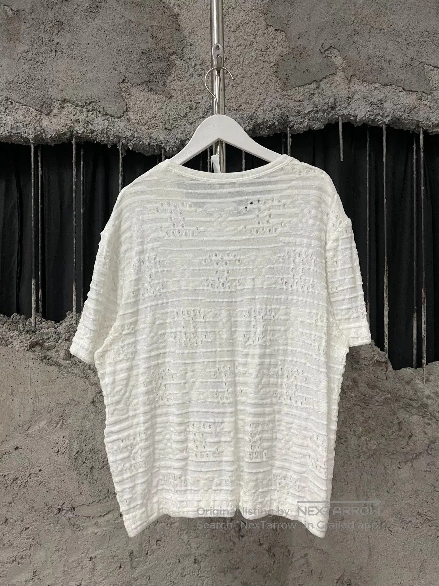 Chanel Chanel White Cutout Logo Short Sleeve. Size US M / EU 48-50 / 2 - 2 Thumbnail
