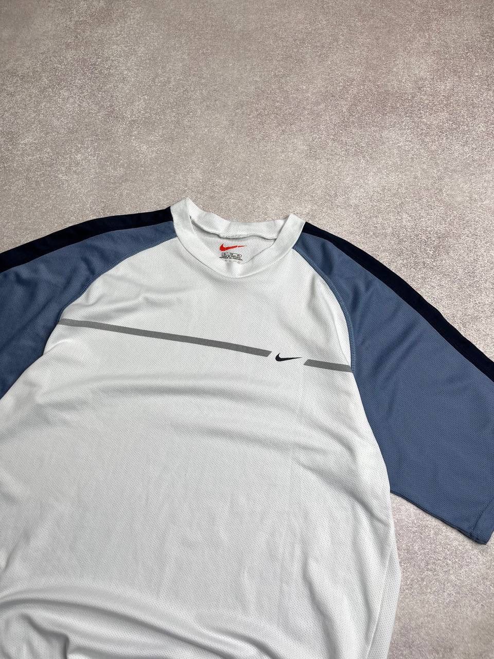Nike × Vintage Vintage Nike Swoosh Running T-shirt XL Size US XL / EU 56 / 4 - 3 Thumbnail