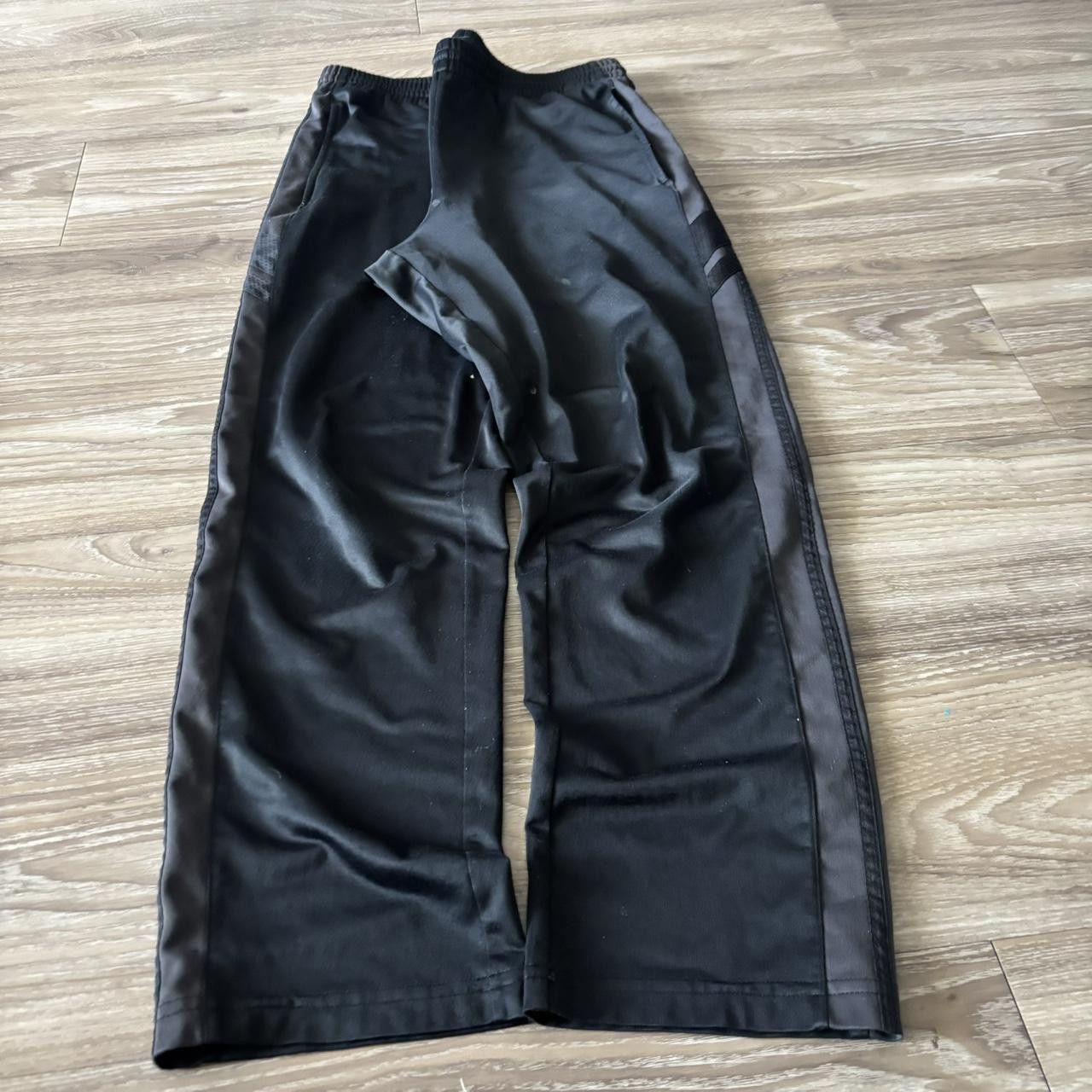 Vintage Crazy Vintage Y2K/2000s Black Grey Striped Essential Track Pants! Size US 32 / EU 48 - 3 Thumbnail