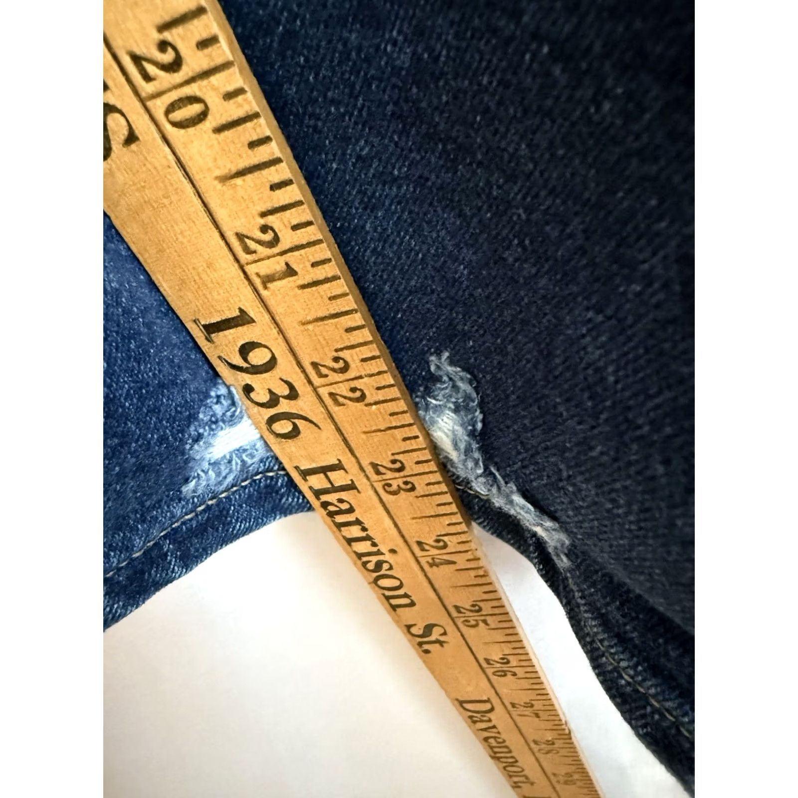Vintage Lane Bryant Mid Rise Boyfriend Capri Flex Magic Waistband Size 26 Med Wash Jeans Women Size ONE SIZE - 5 Thumbnail