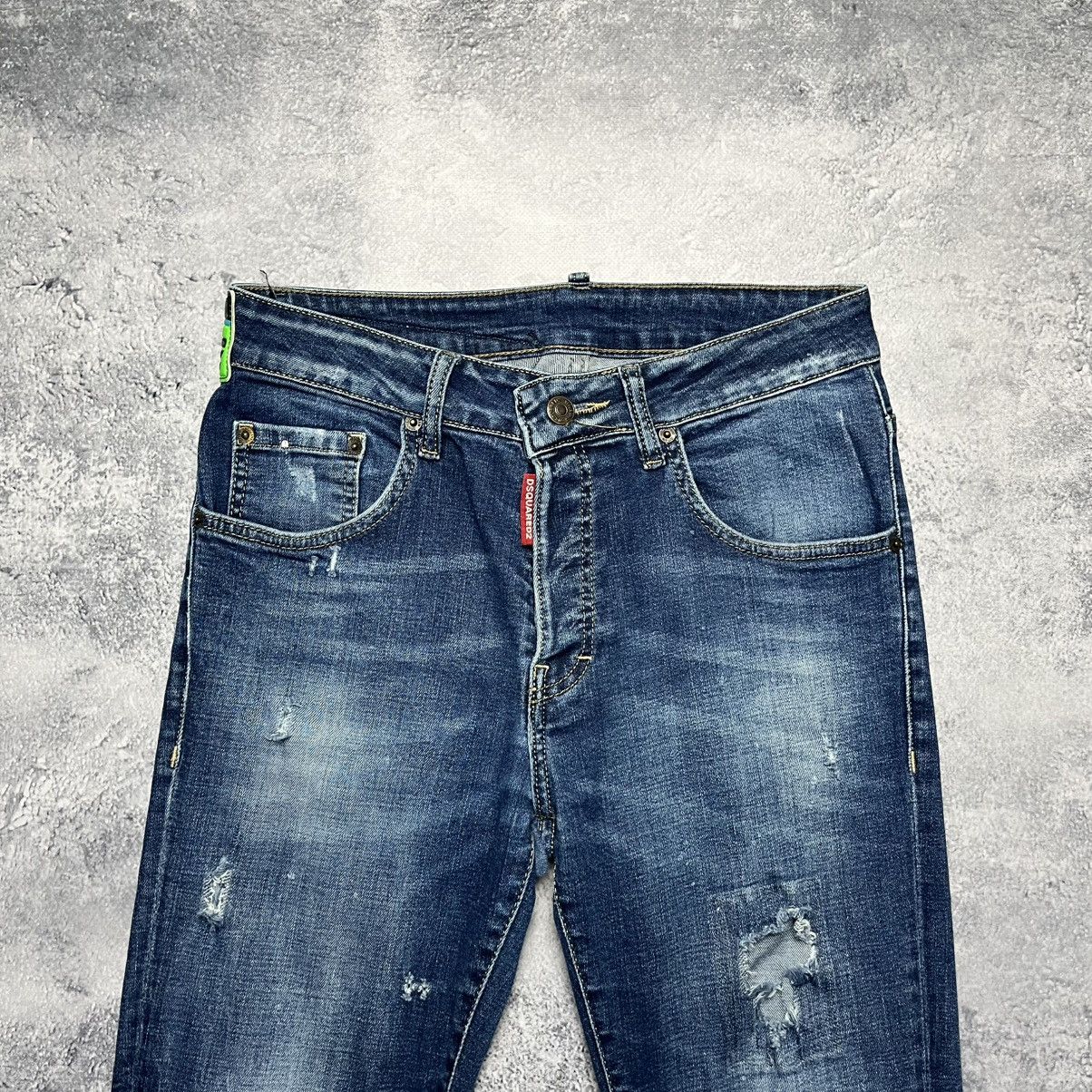 Dsquared2 Vintage Dsquared2 Distressed Denim Blue Jeans Italy Size 32" / US 10 / IT 46 - 2 Thumbnail