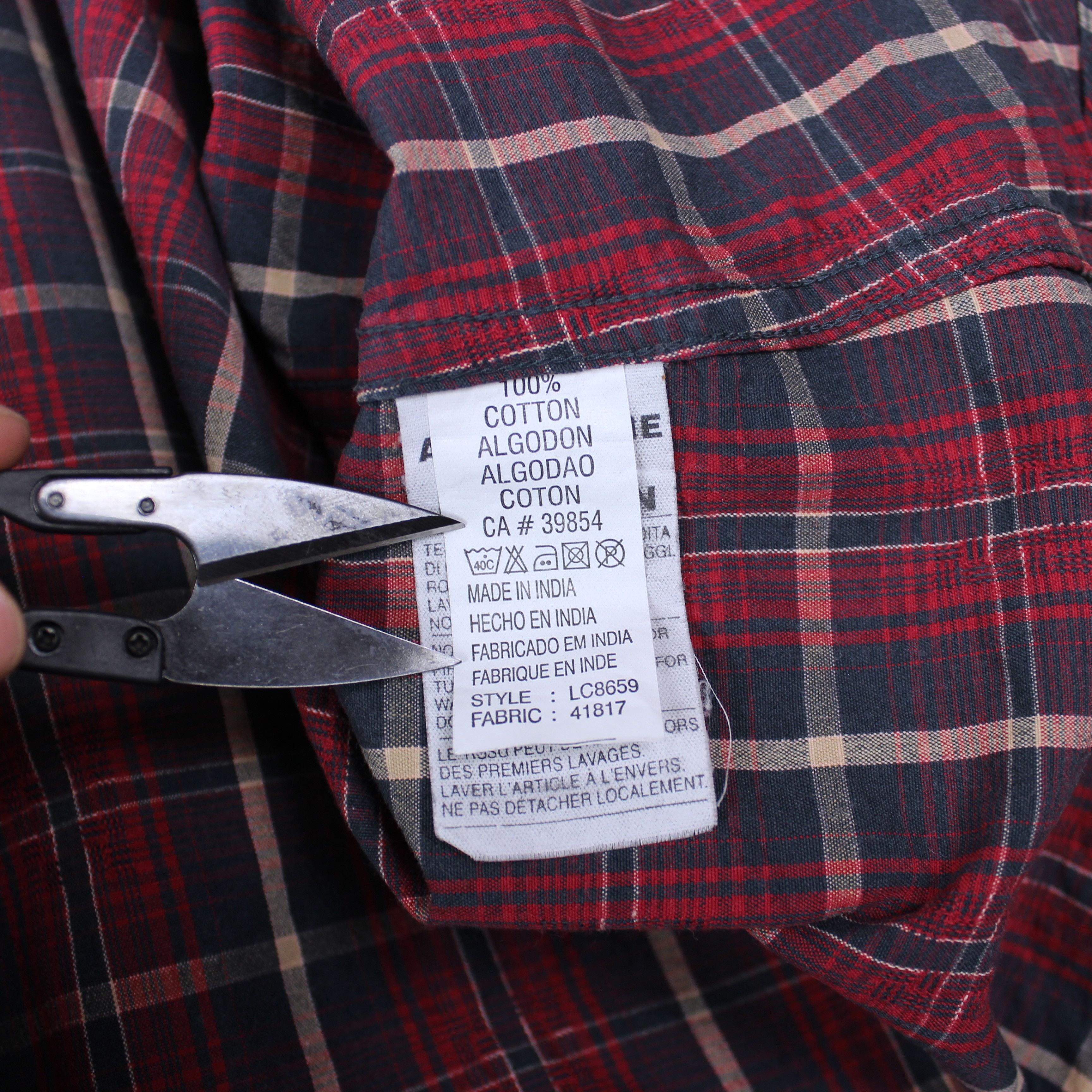 Marlboro Marlboro shirt men buttons ups L cotton red plaid Size US L / EU 52-54 / 3 - 9 Thumbnail